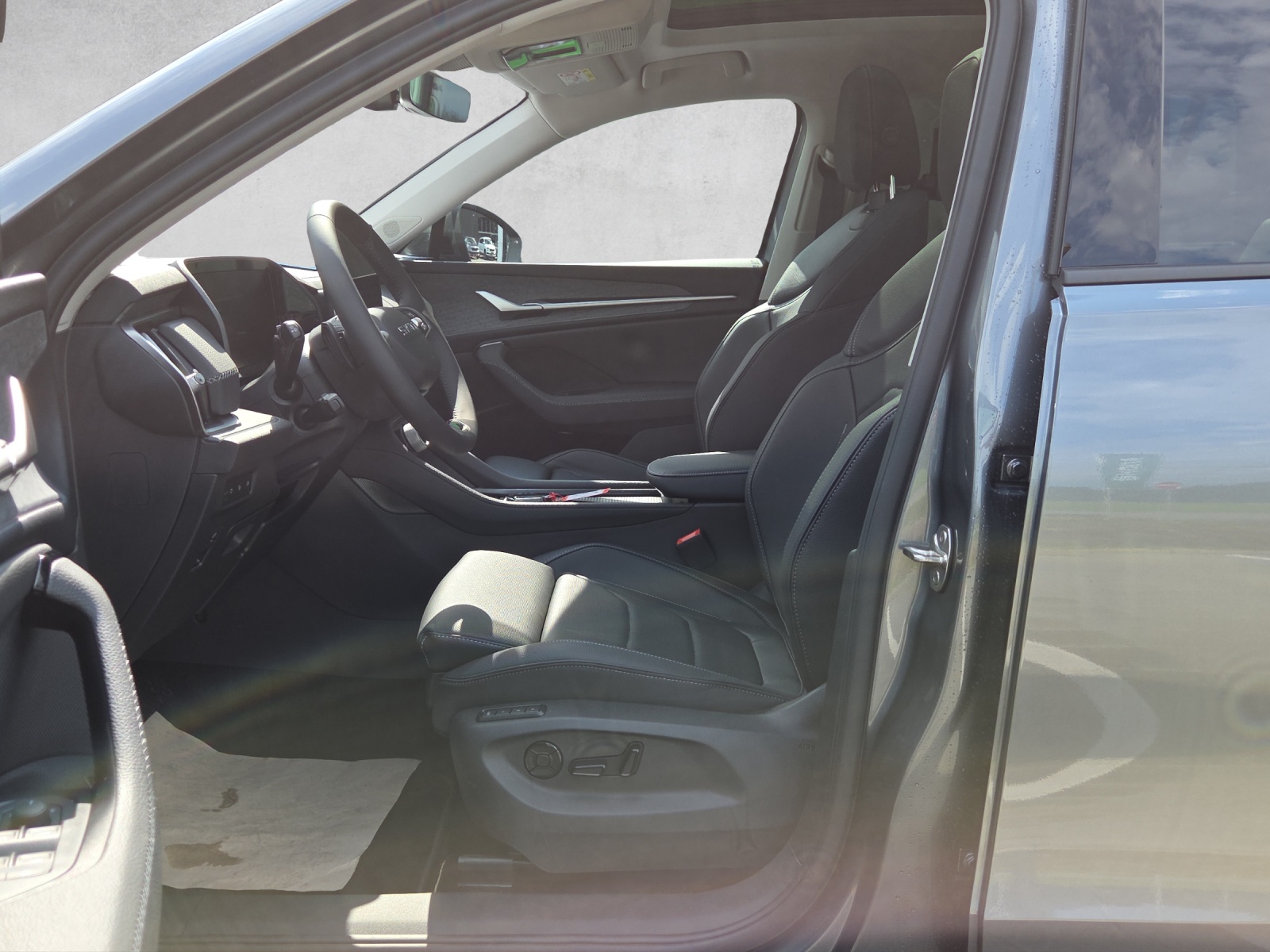 SKODA Kodiaq 2.0 TSI Dynamic 4x4-image-8