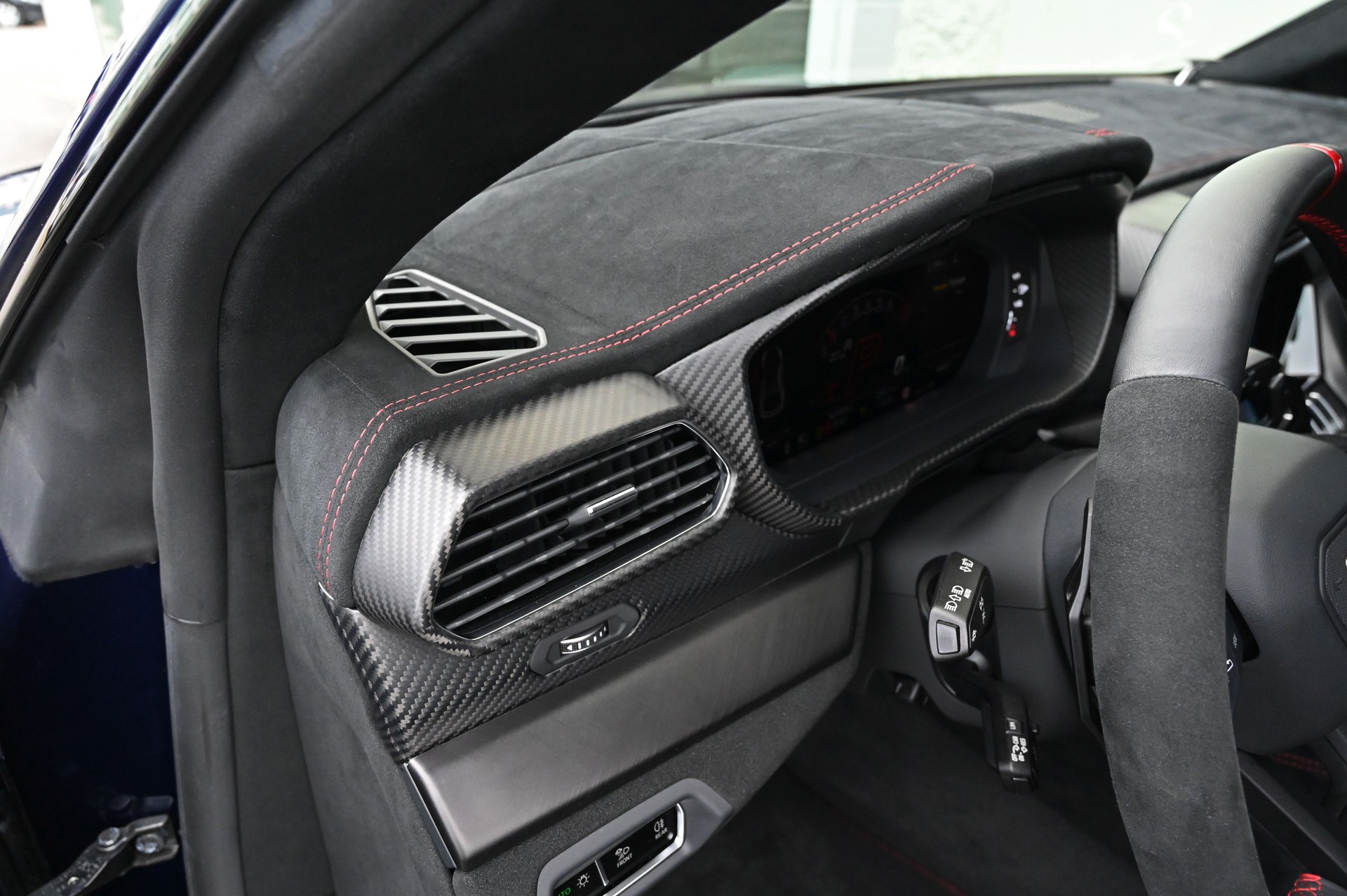 LAMBORGHINI Urus Performante-image-26