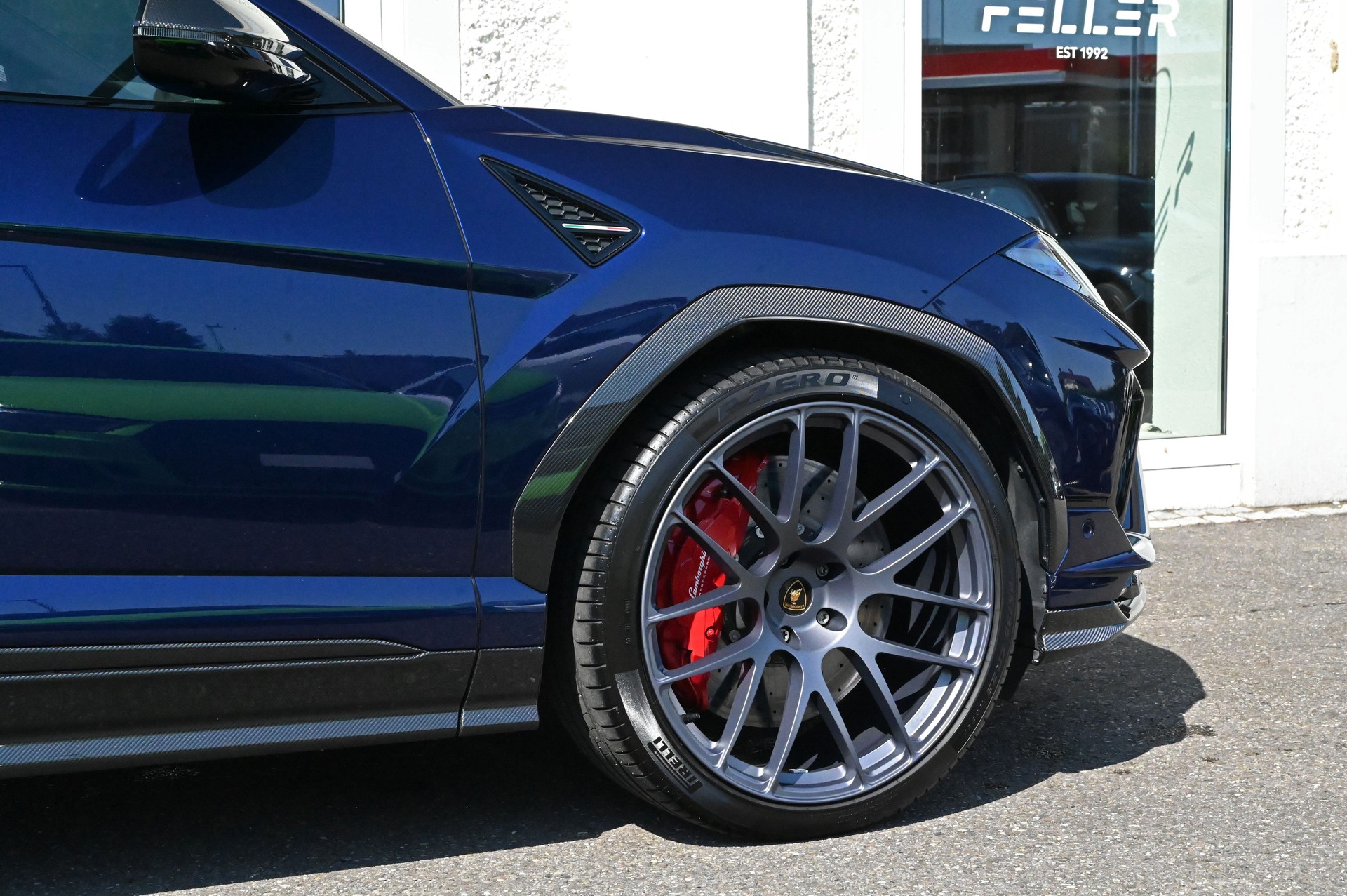 LAMBORGHINI Urus Performante-image-17