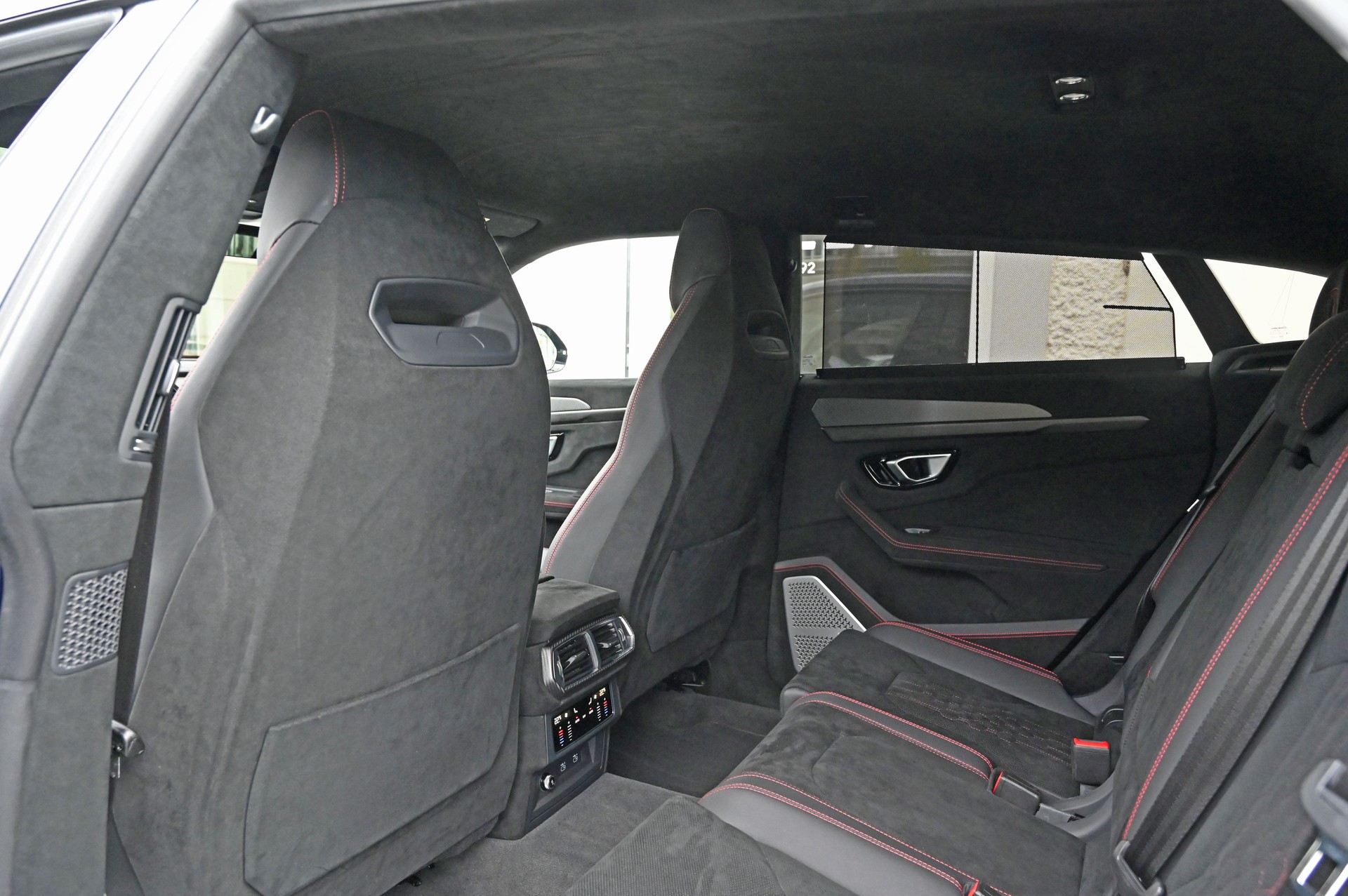 LAMBORGHINI Urus Performante-image-29
