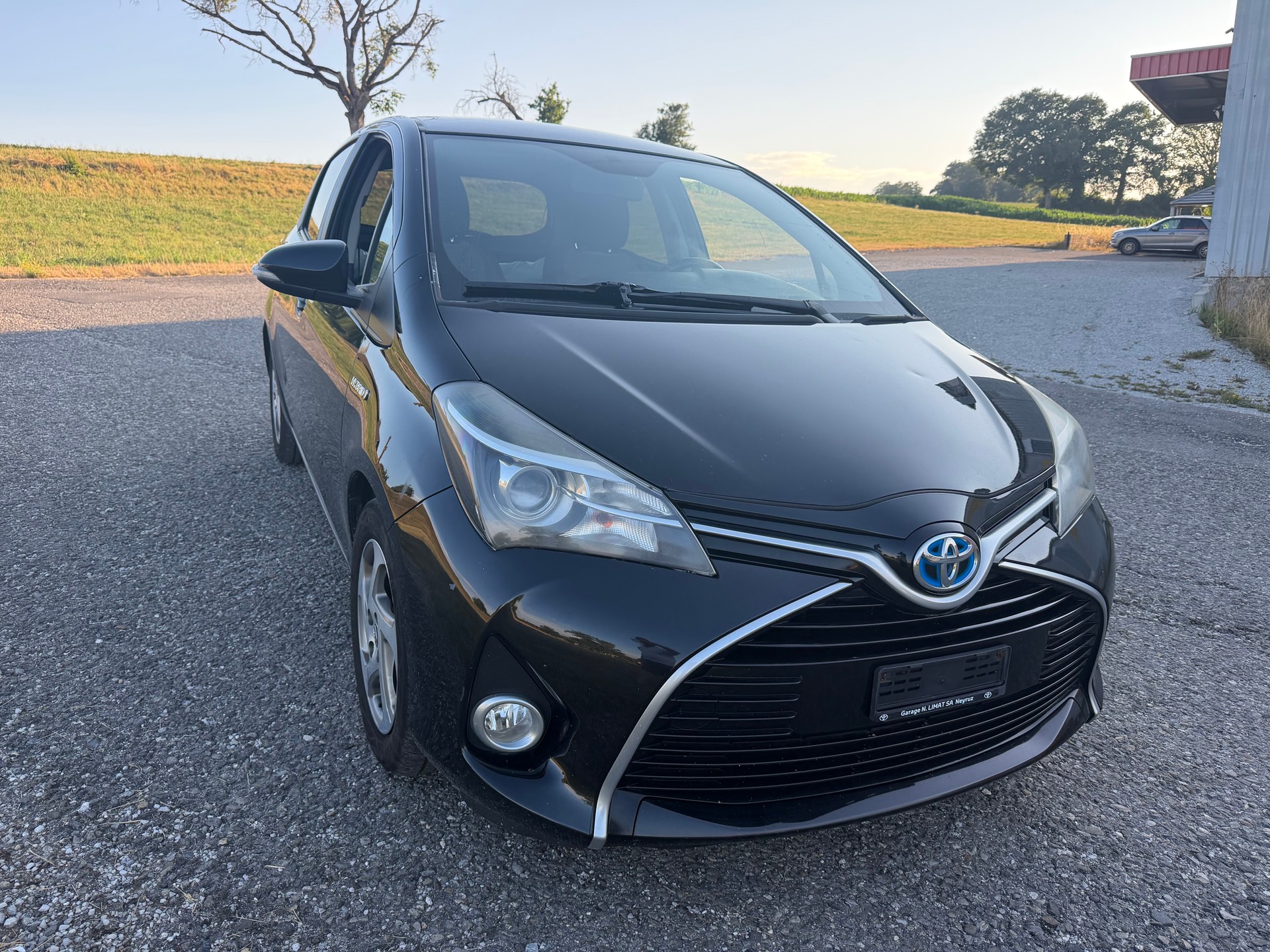 TOYOTA Yaris 1.5 VVT-i Hybrid Luna e-CVT-image-2