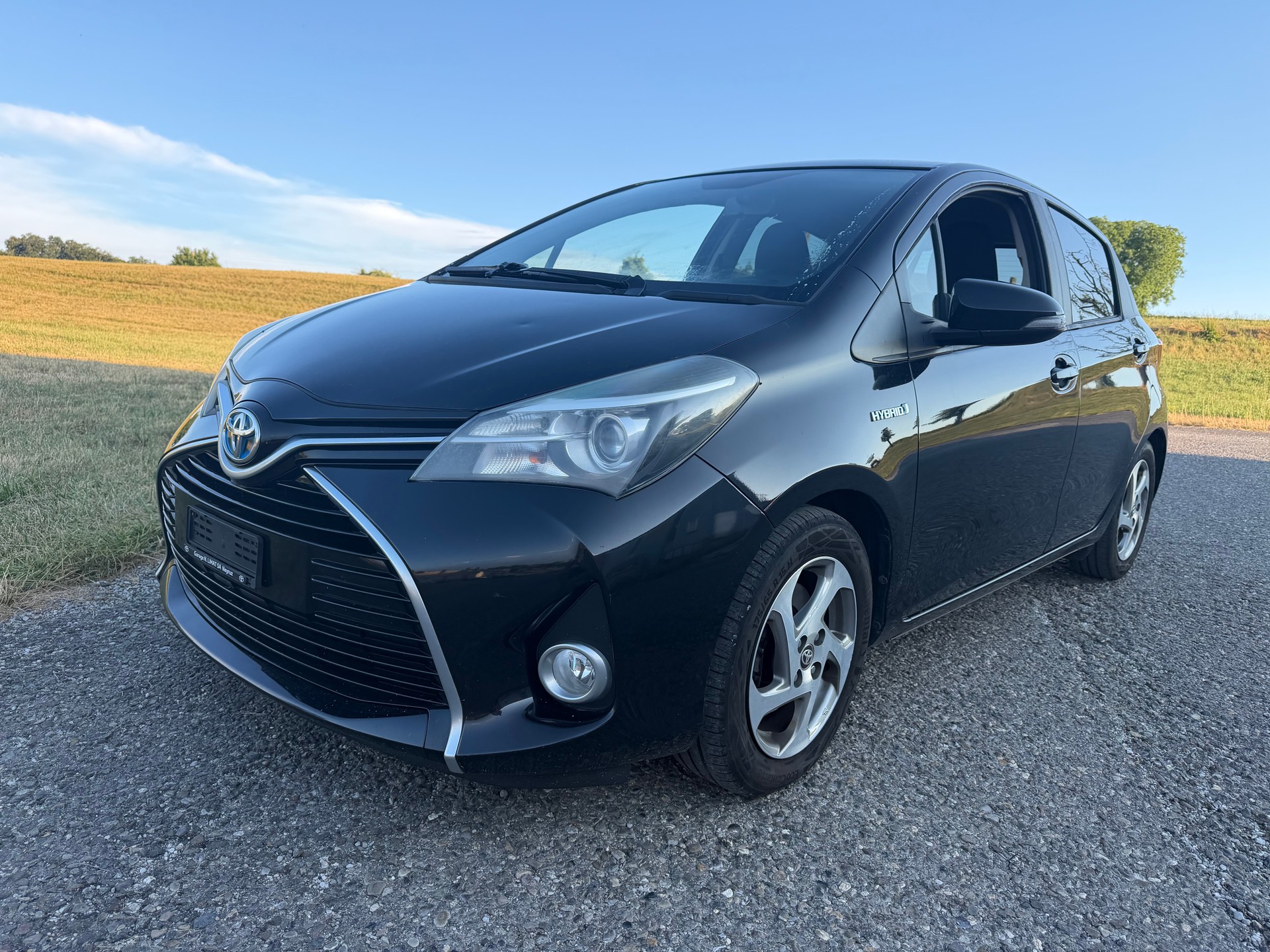 TOYOTA Yaris 1.5 VVT-i Hybrid Luna e-CVT-image-1