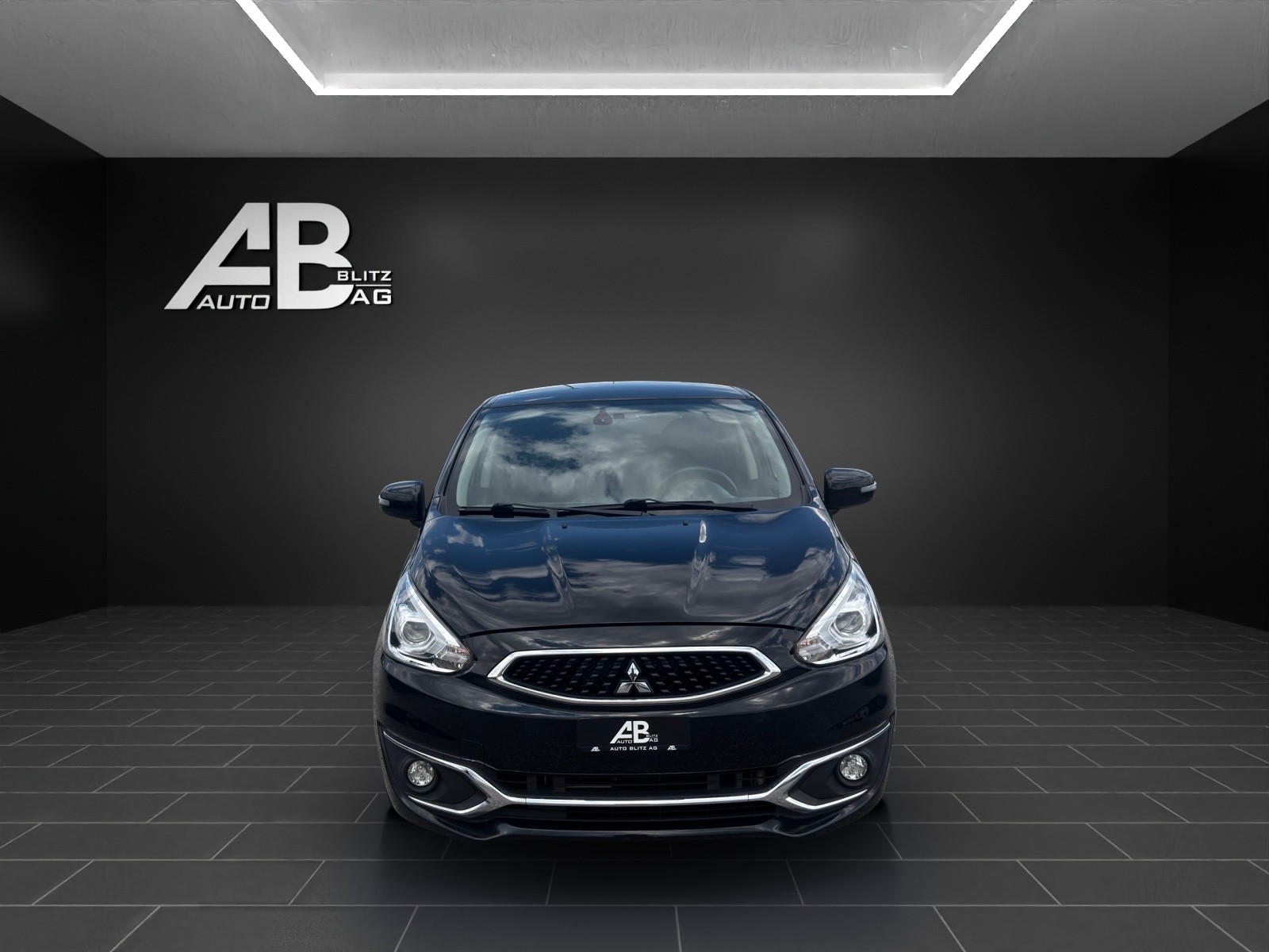 MITSUBISHI Space Star 1.2 Black Line CVT