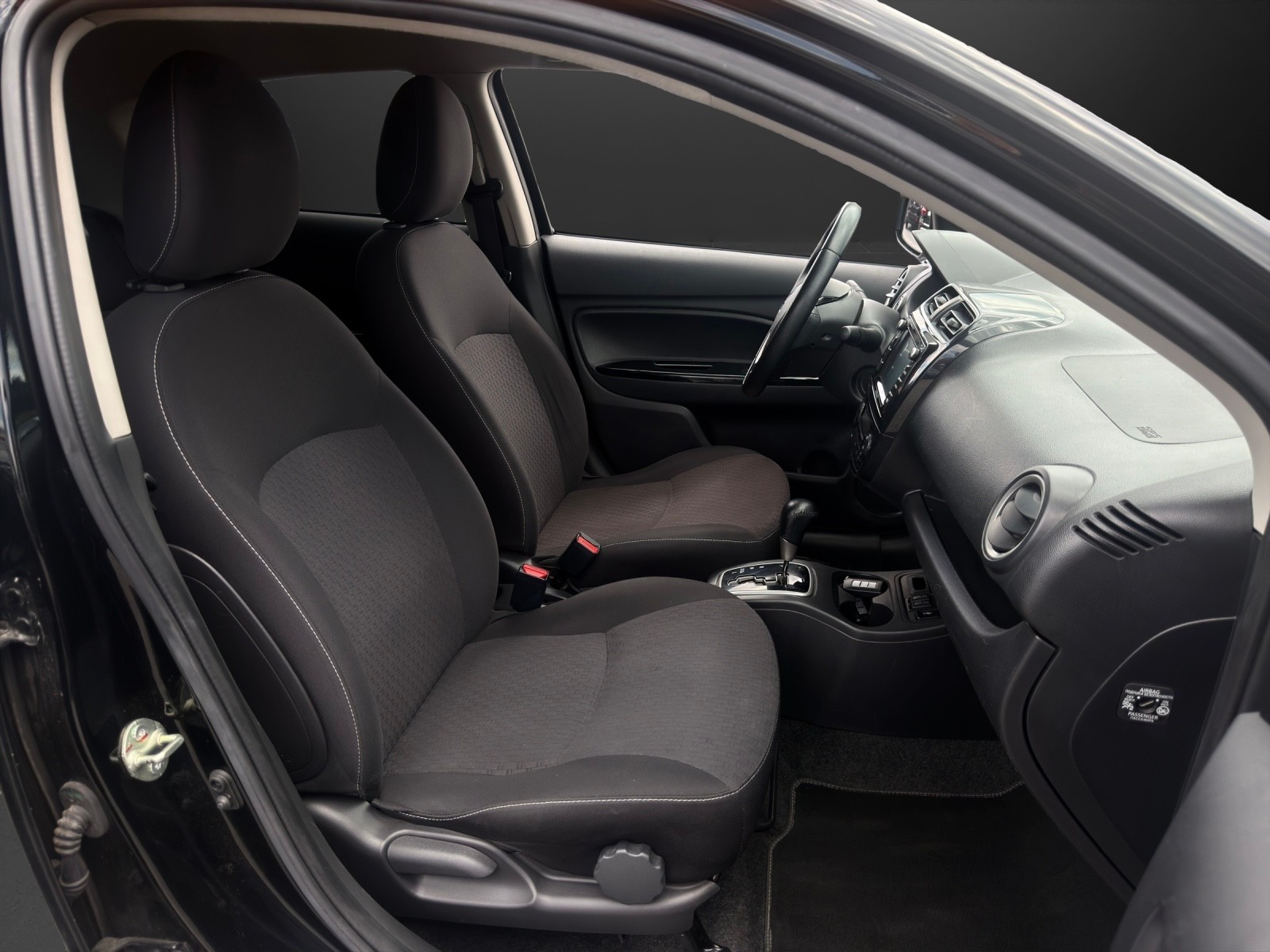MITSUBISHI Space Star 1.2 Black Line CVT-image-8