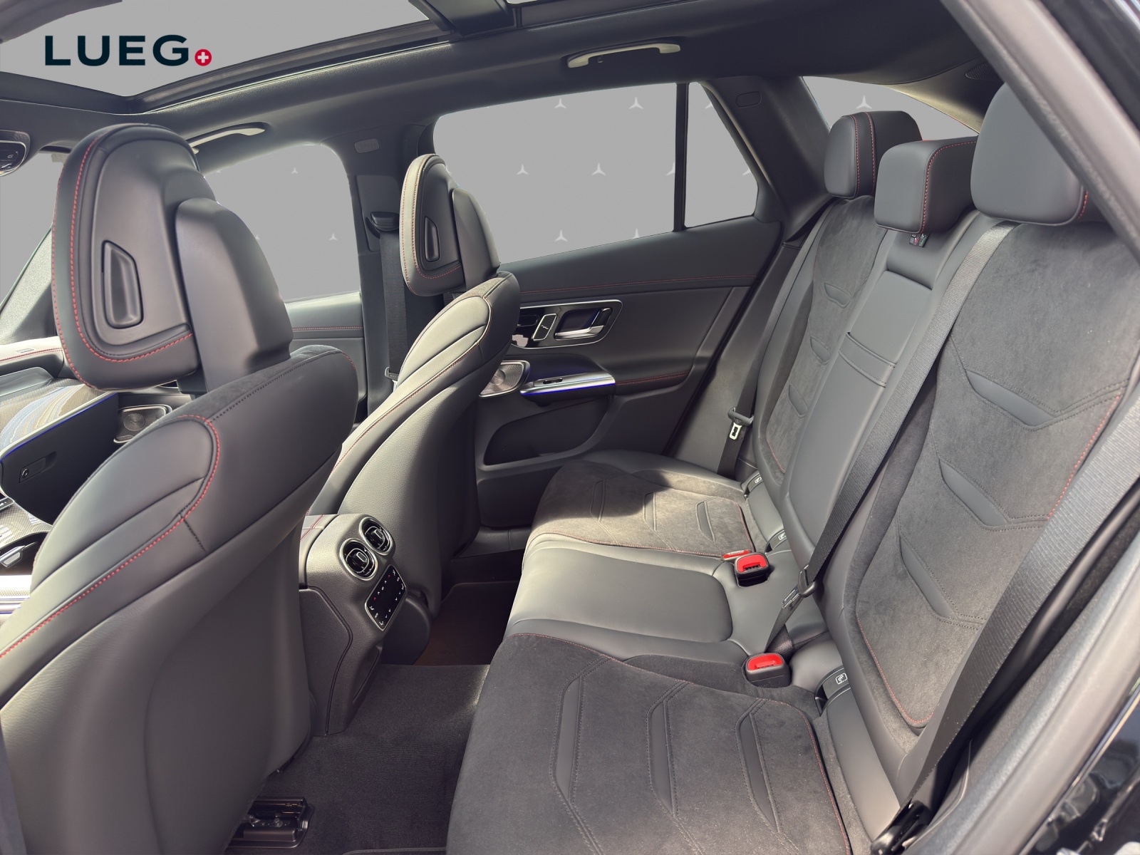 MERCEDES-BENZ GLC 53 AMG 4Matic+ 9G-Tronic-image-13