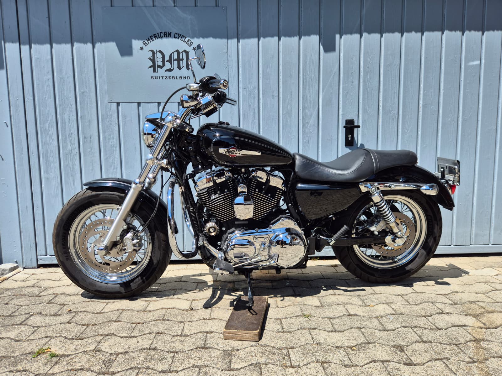 HARLEY-DAVIDSON XL 1200 C Sportster Custom ABS-image-1