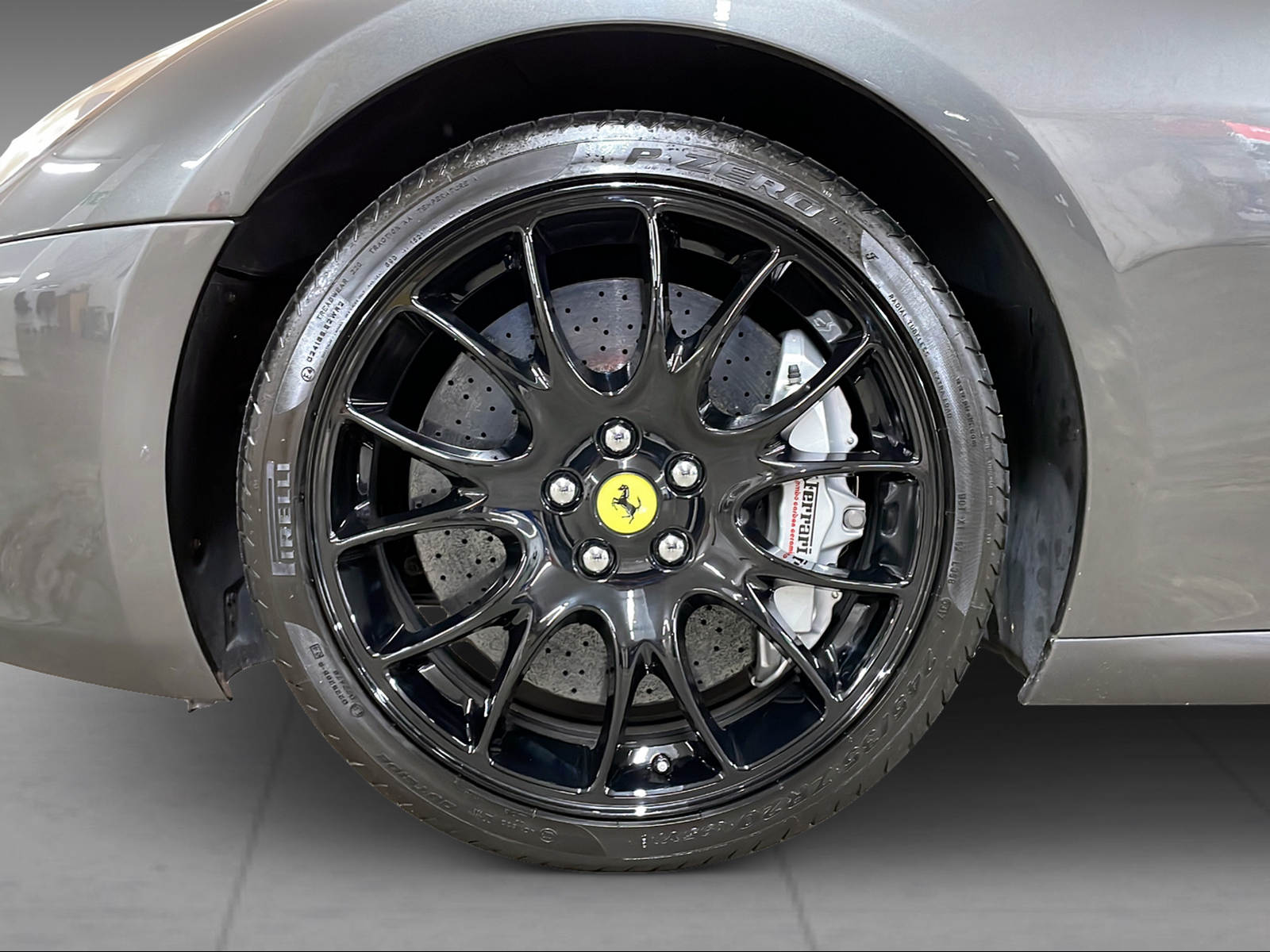 FERRARI 599 GTB Fiorano F1-image-14