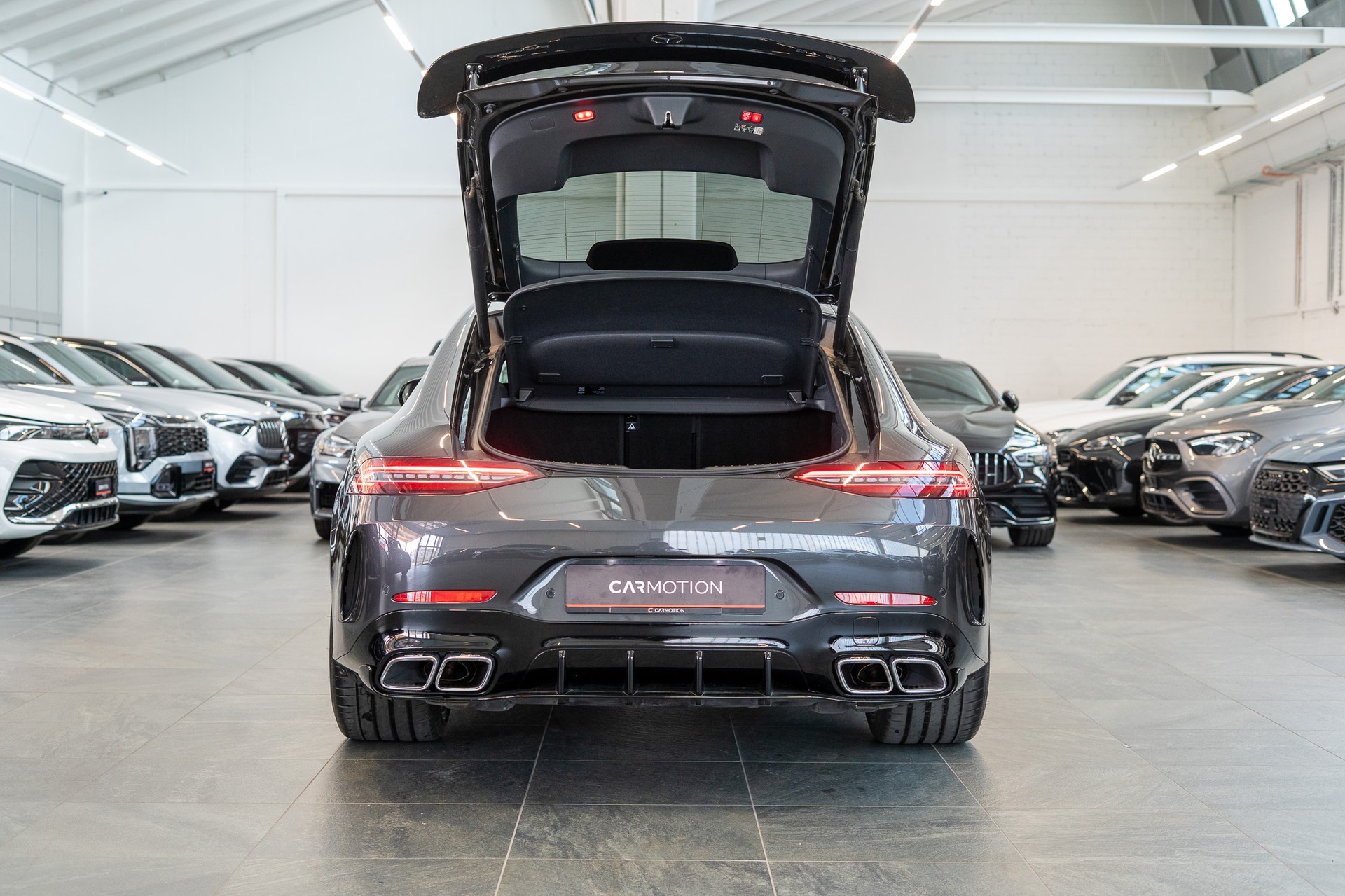 MERCEDES-BENZ AMG GT 63 S 4matic+ / Panorama-Schiebedach / Head-Up Display / Burmester-image-5