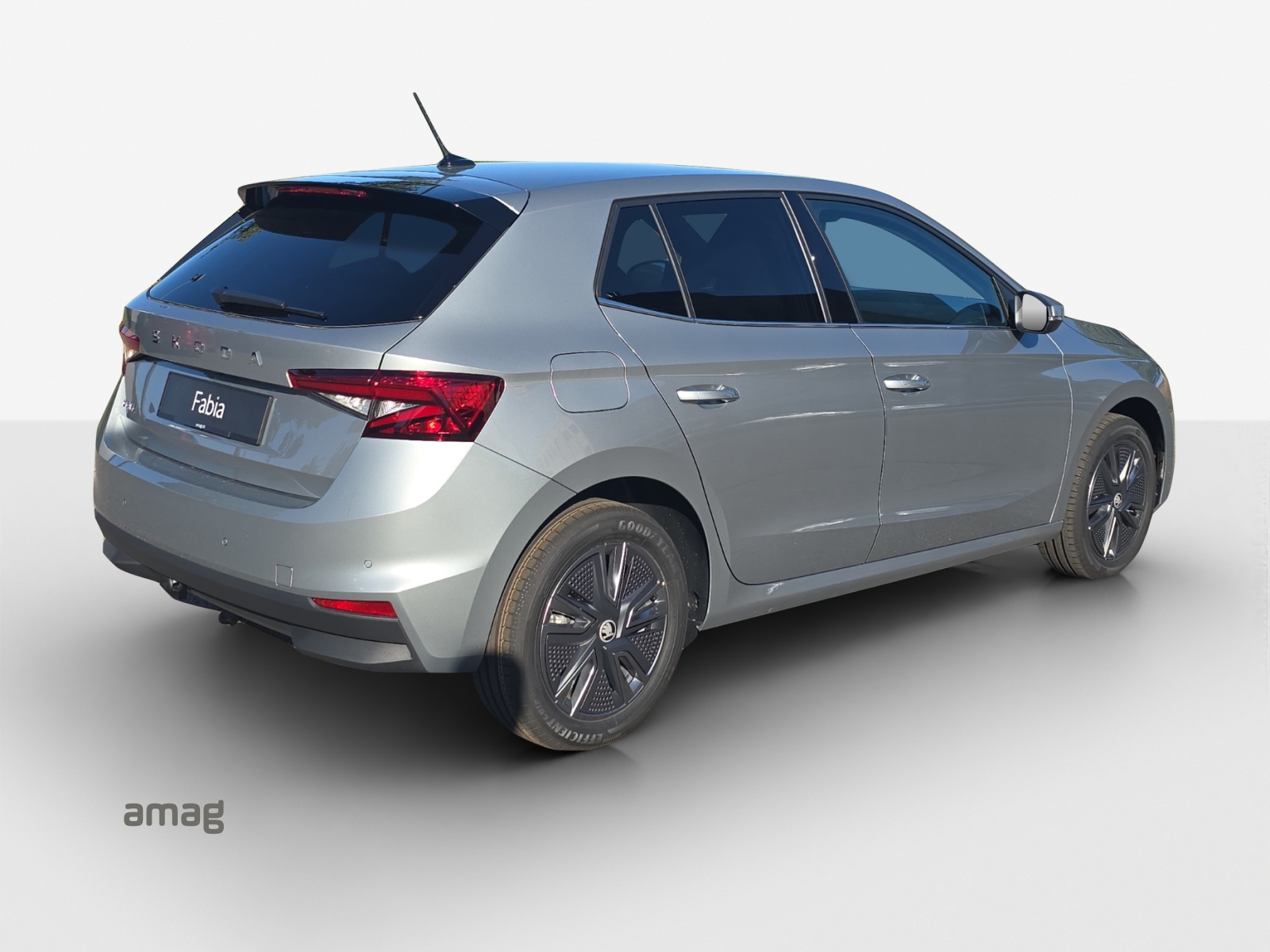 SKODA Fabia 1.5 TSI Dynamic DSG-image-4