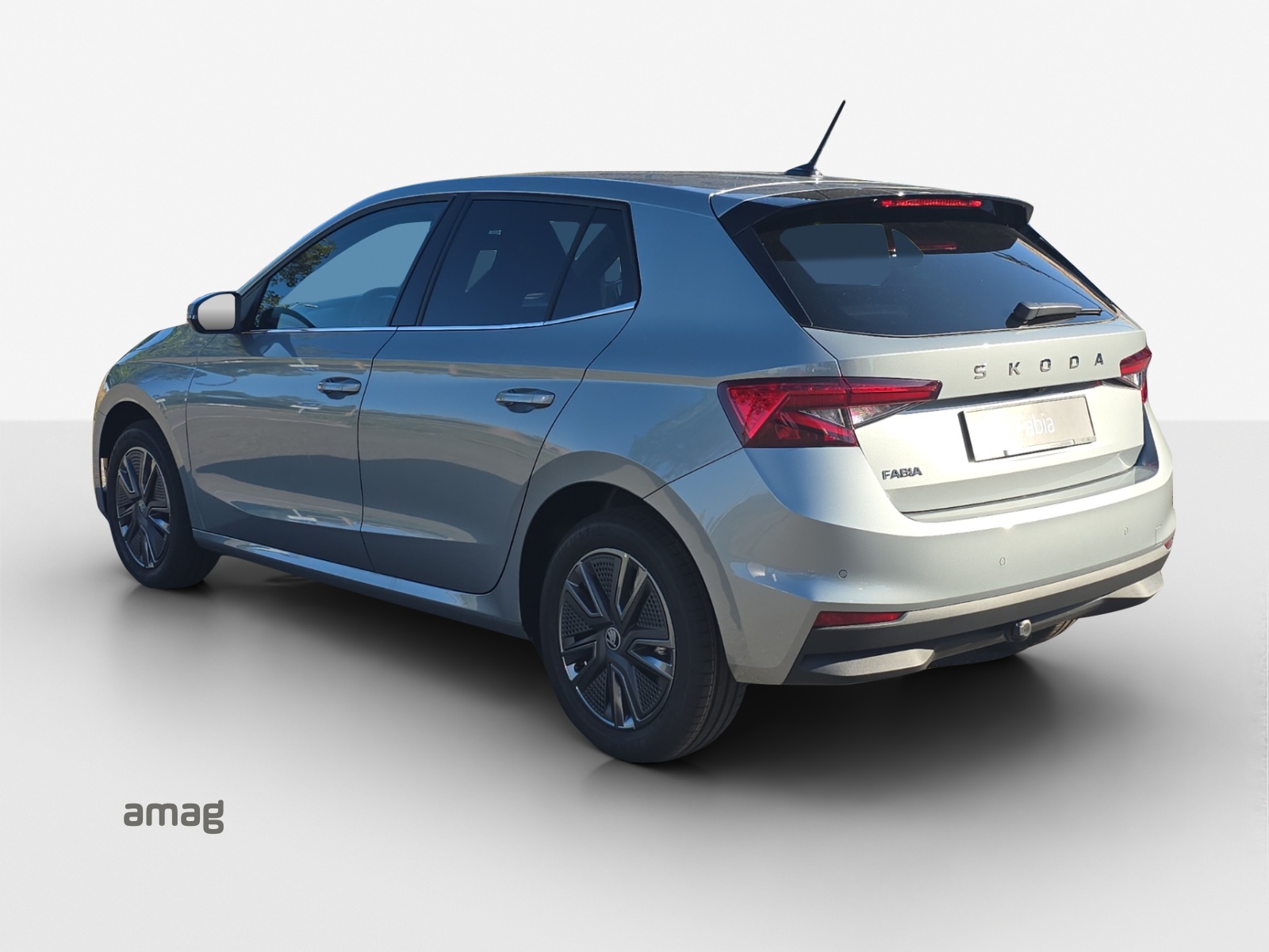 SKODA Fabia 1.5 TSI Dynamic DSG-image-2