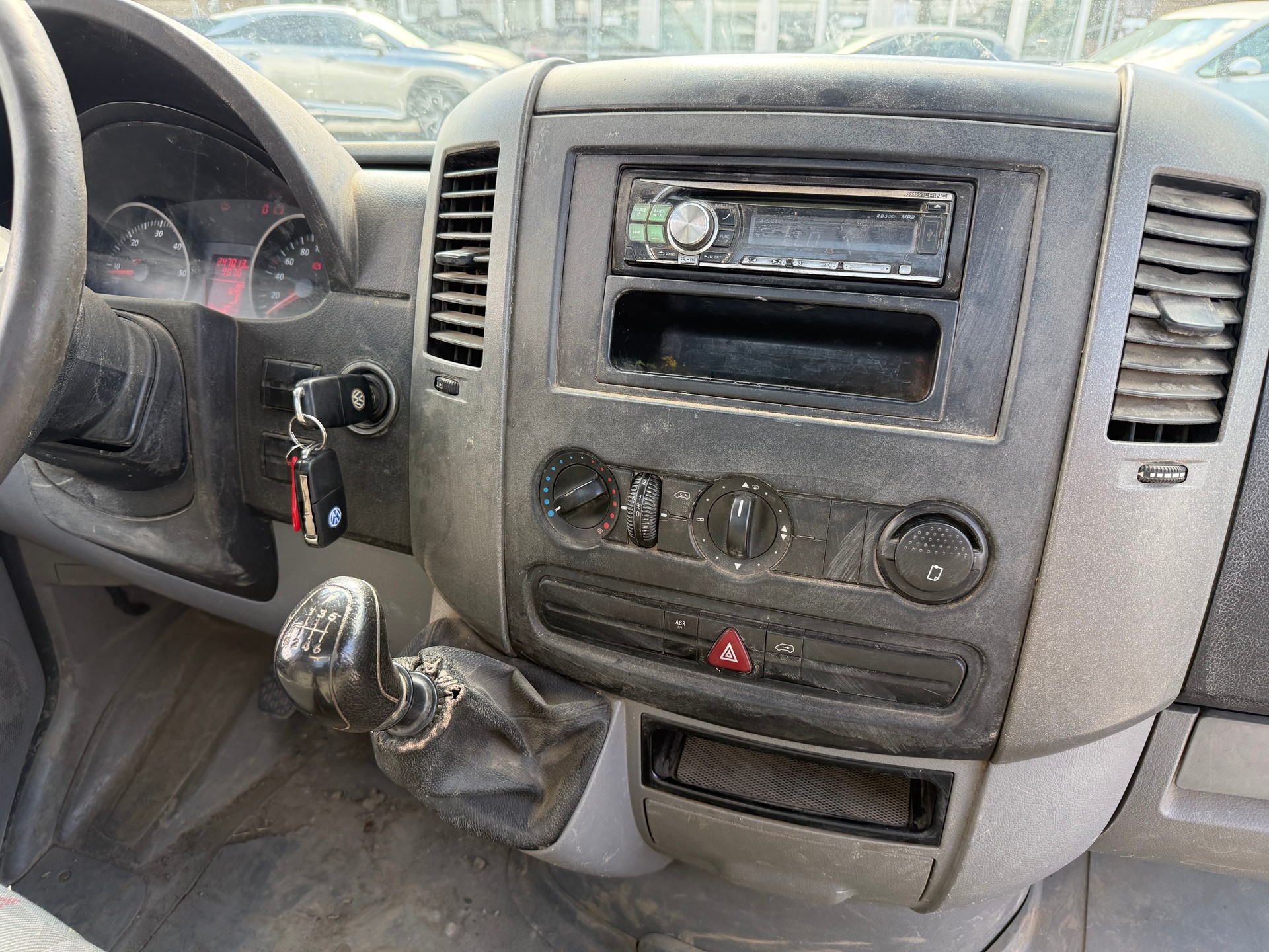VW Crafter 35 2.5 BlueTDI 136 PS-image-10