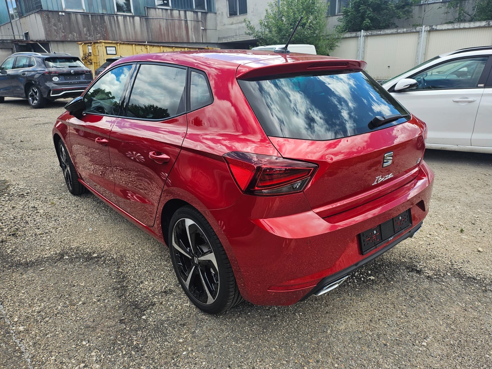 SEAT CH WAGEN !! IBIZA 1.5 "FR SPORT MIT 150 PS" TSI FR DSG-AUTOMAT. KM 5`700 KM. MIT HAGELSCHADEN !!-image-7