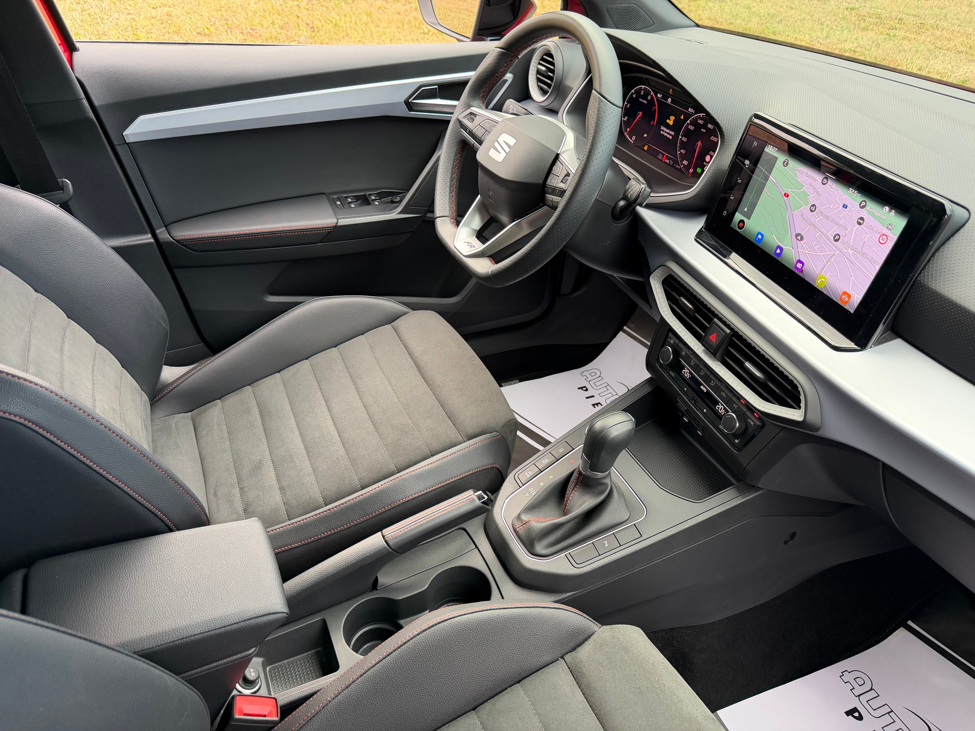 SEAT CH WAGEN !! IBIZA 1.5 "FR SPORT MIT 150 PS" TSI FR DSG-AUTOMAT. KM 5`700 KM. MIT HAGELSCHADEN !!-image-40