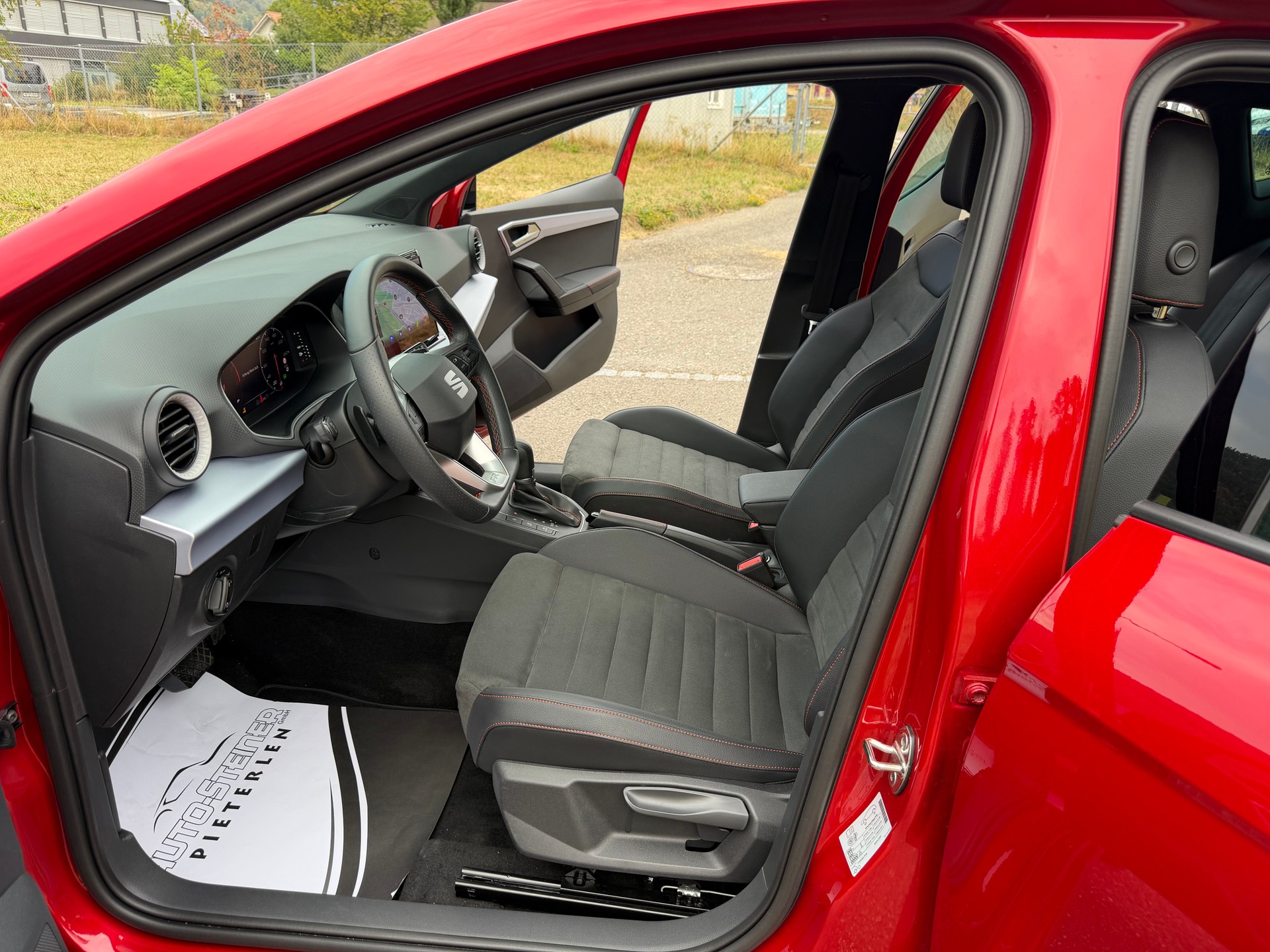SEAT CH WAGEN !! IBIZA 1.5 "FR SPORT MIT 150 PS" TSI FR DSG-AUTOMAT. KM 5`700 KM. MIT HAGELSCHADEN !!-image-19