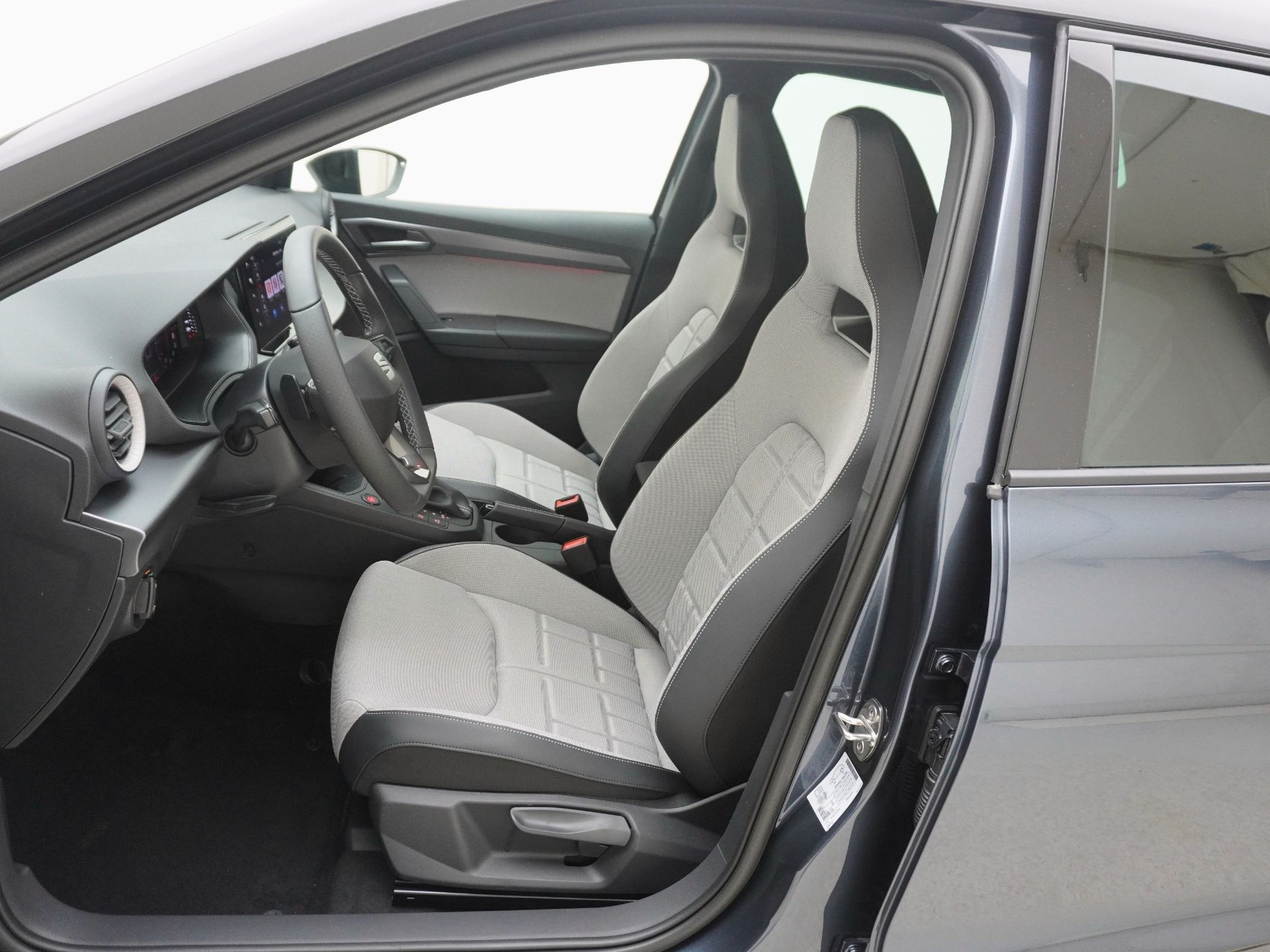 SEAT Arona 1.5 TSI FR DSG *Rundumsorglospaket*-image-12