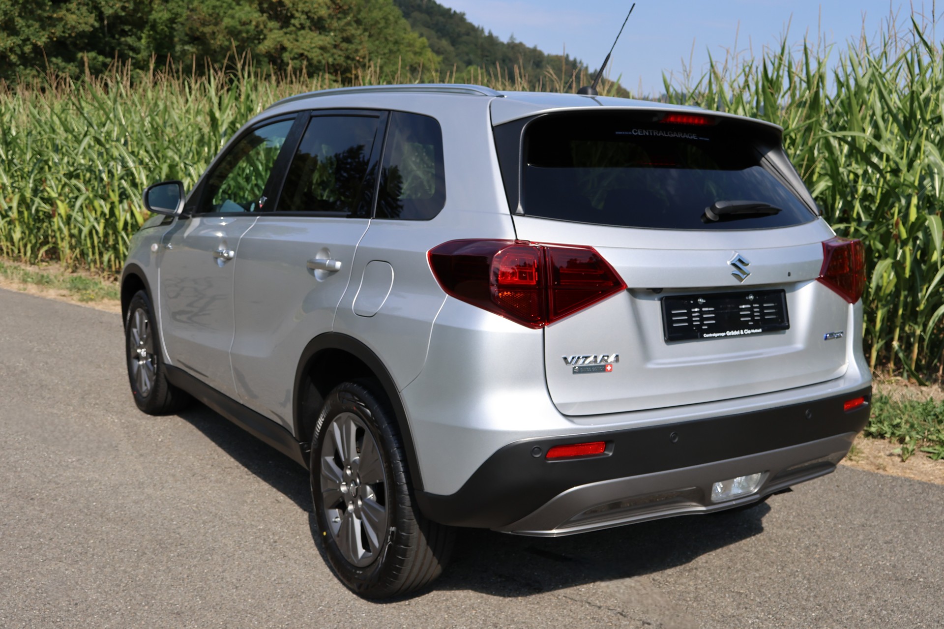 SUZUKI Vitara 1.4T Piz Sulai 4x4 Hybrid Automatic-image-2