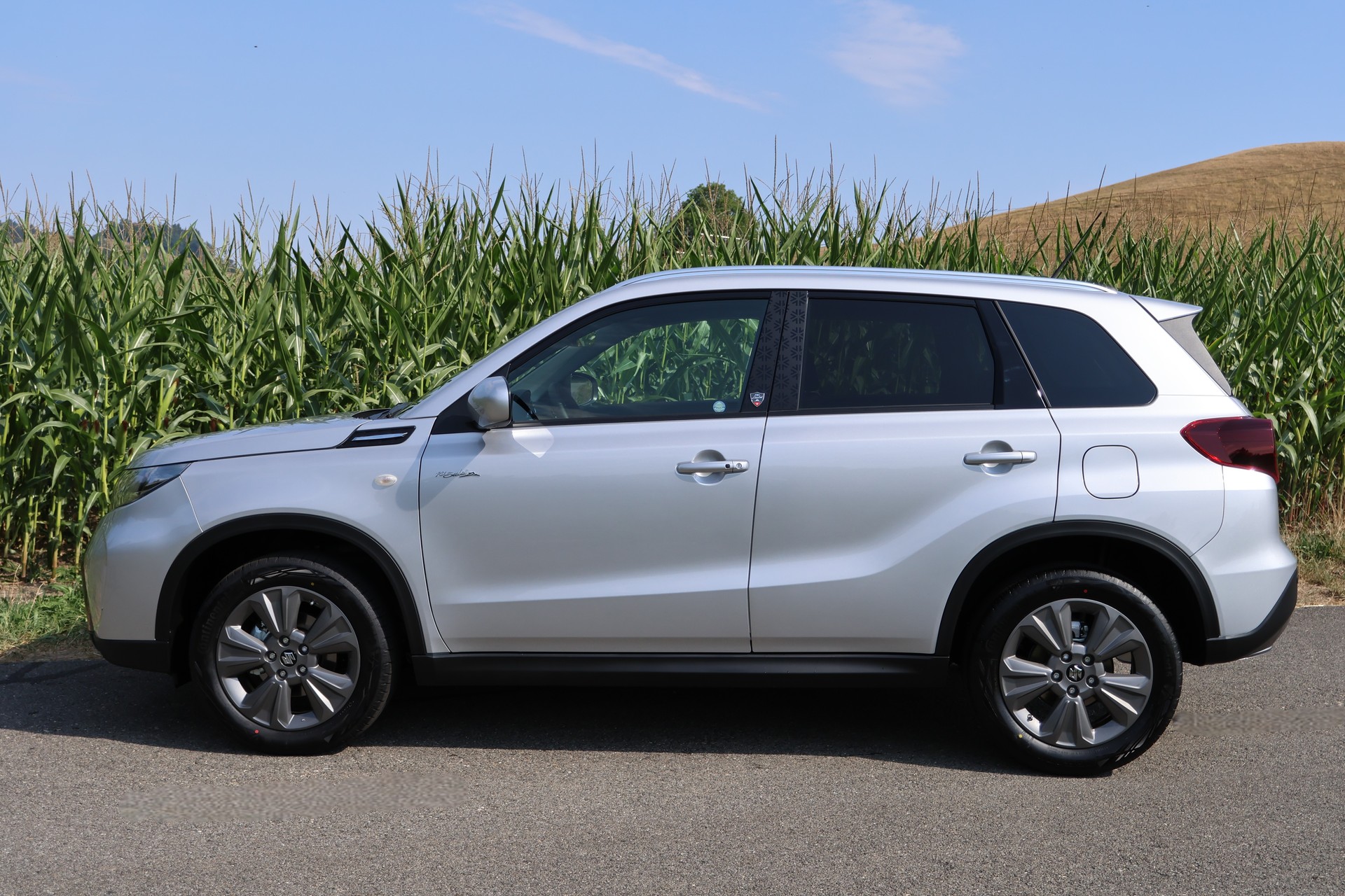 SUZUKI Vitara 1.4T Piz Sulai 4x4 Hybrid Automatic-image-1