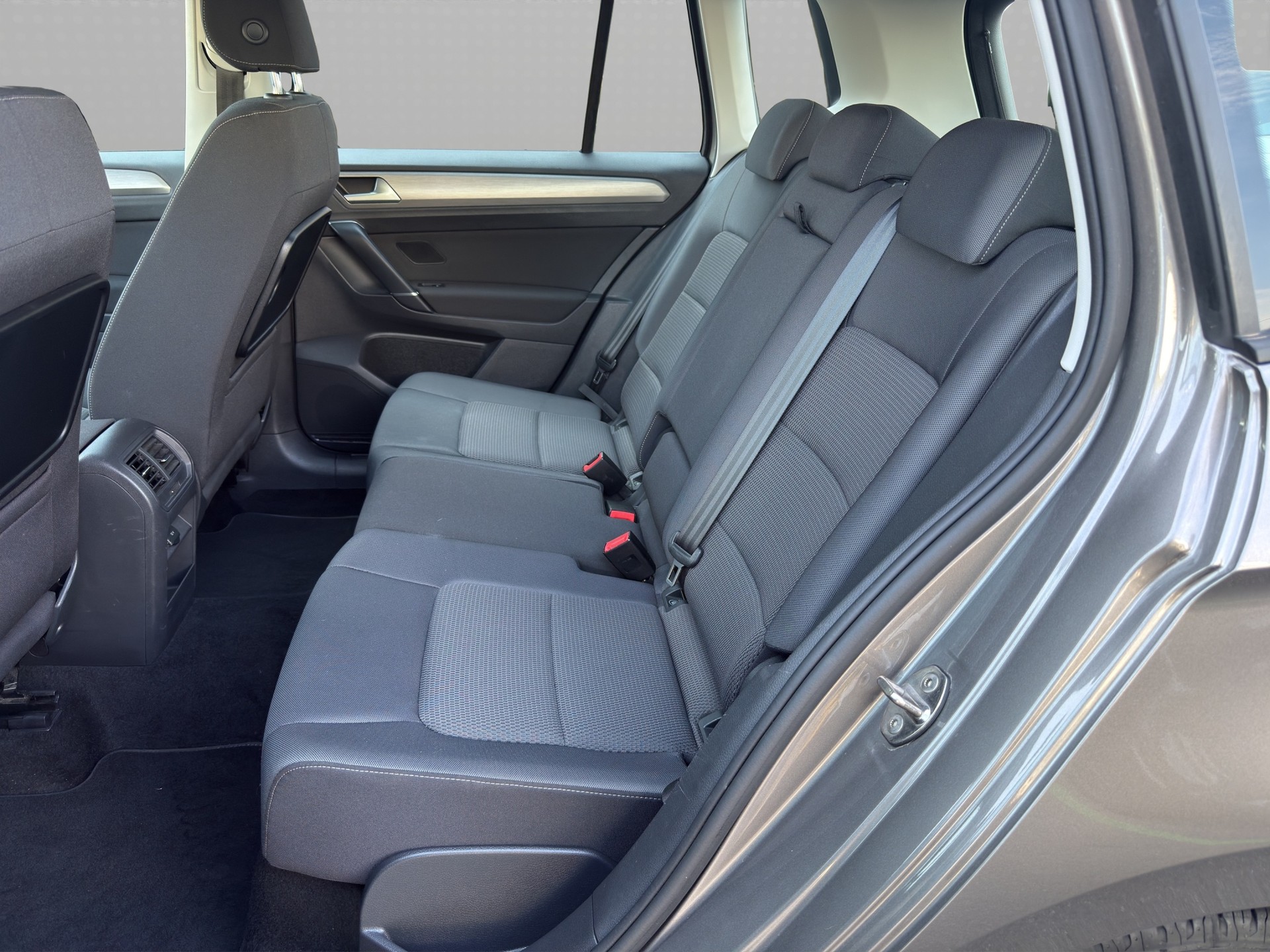 VW Golf Sportsvan 1.4 TSI Comfortline DSG-image-12