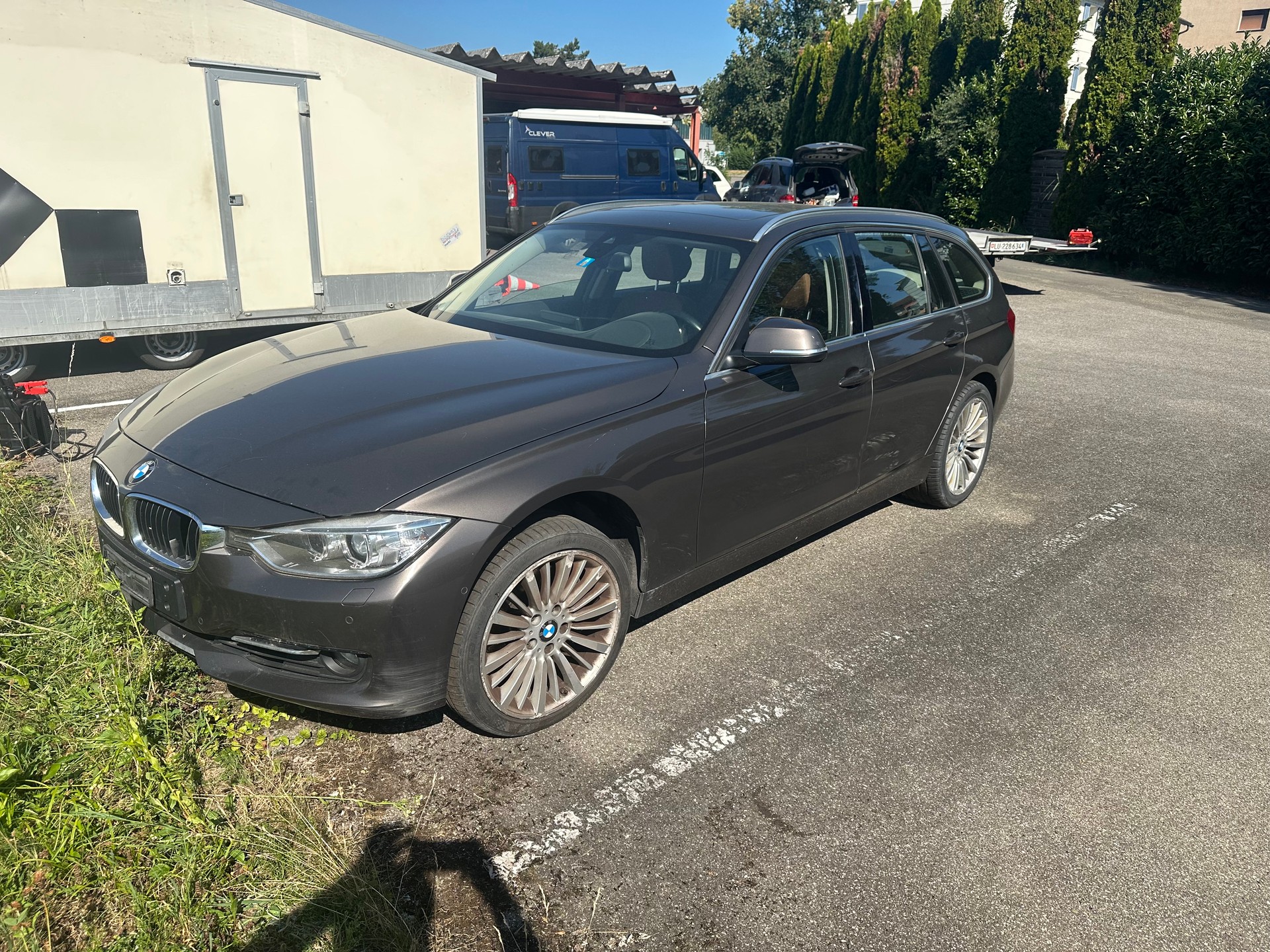 BMW 335d xDrive Touring Steptronic-image-0