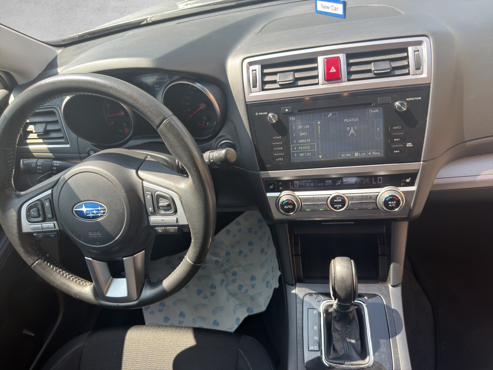 SUBARU Outback 2.5i Swiss AWD Lineartronic-image-9