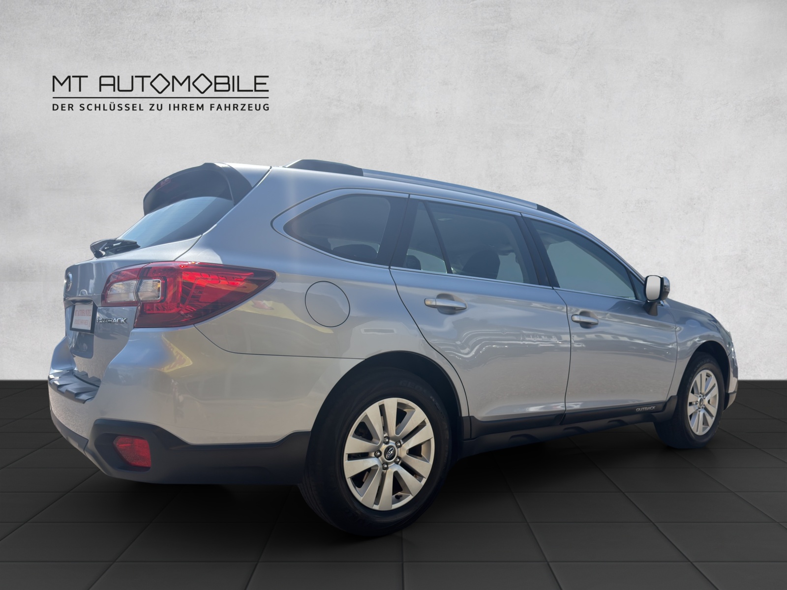 SUBARU Outback 2.5i Swiss AWD Lineartronic-image-4