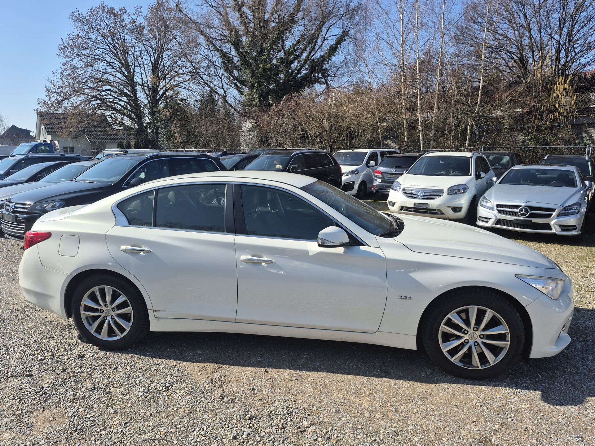 INFINITI Q50 2.2d Premium Tech Automatic-image-3