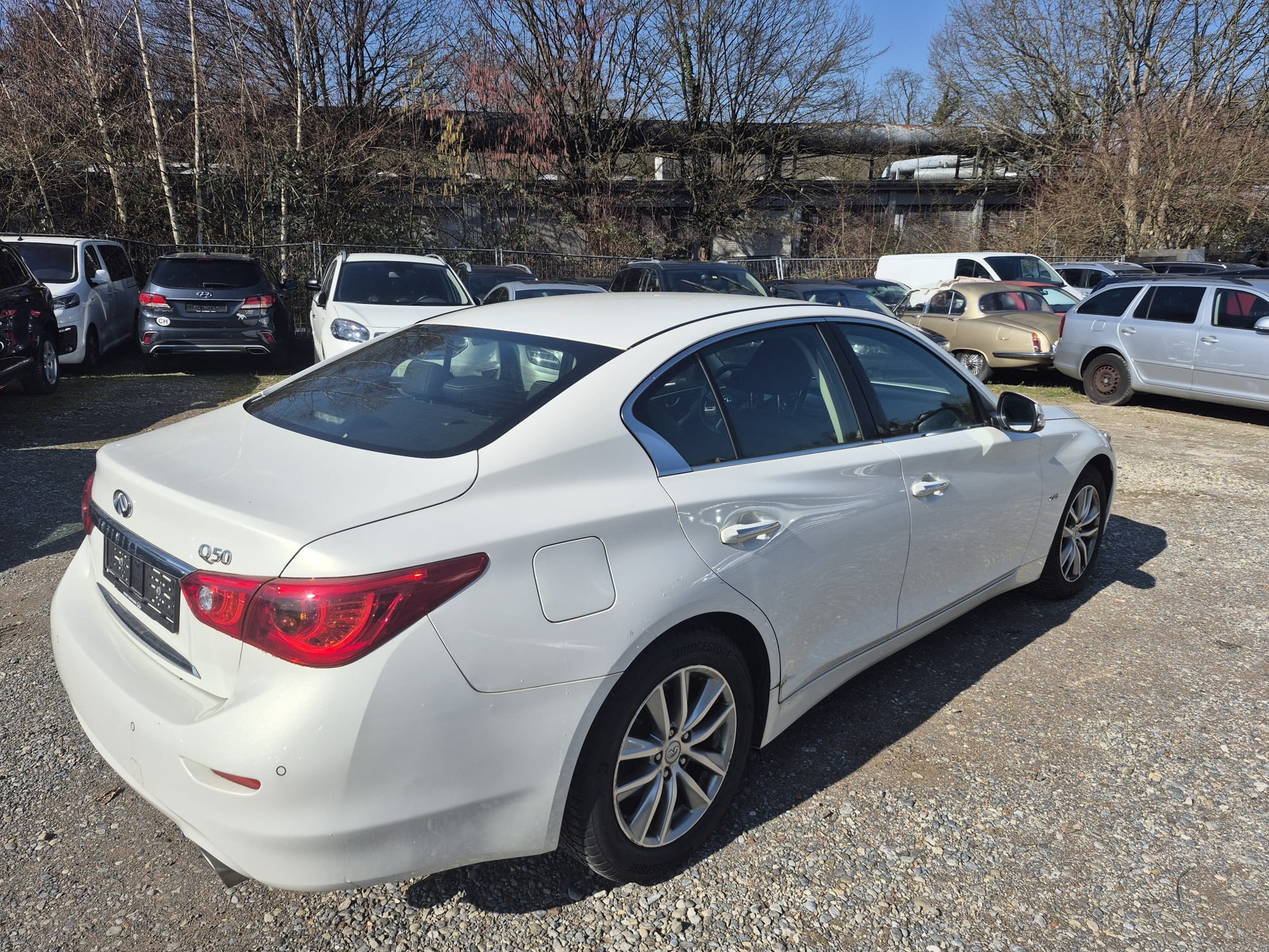 INFINITI Q50 2.2d Premium Tech Automatic-image-4