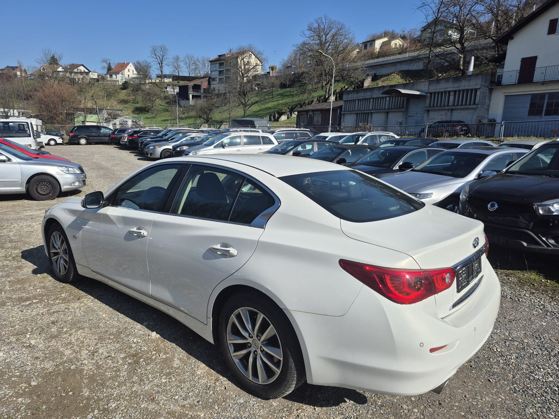 INFINITI Q50 2.2d Premium Tech Automatic-image-1