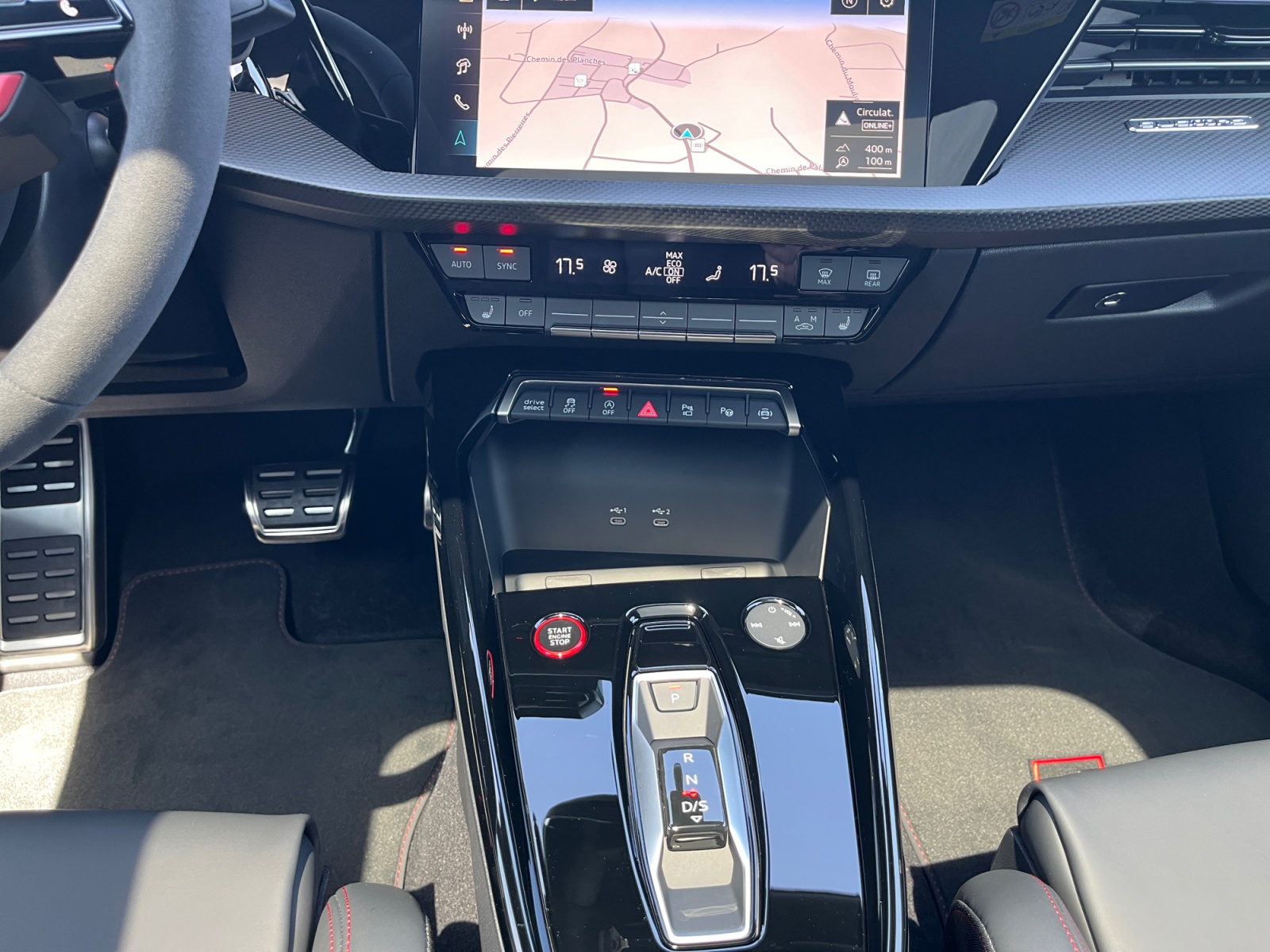 AUDI RS3 Sportback 2.5 TSI quattro S-tronic-image-18