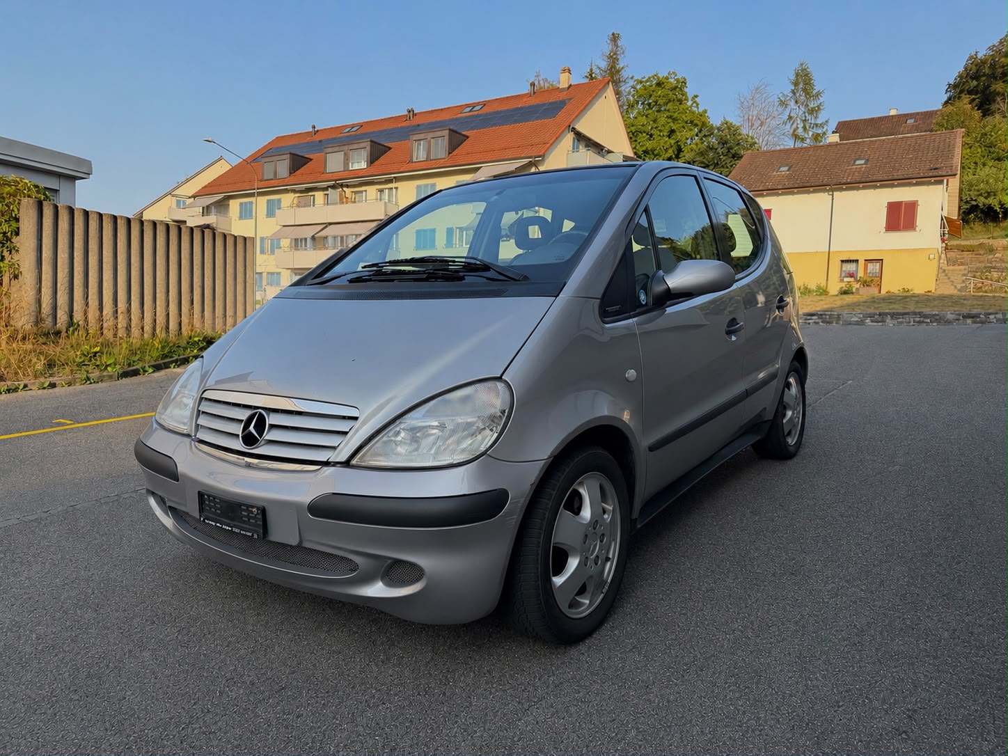 MERCEDES-BENZ A 160 Avantgarde-image-1