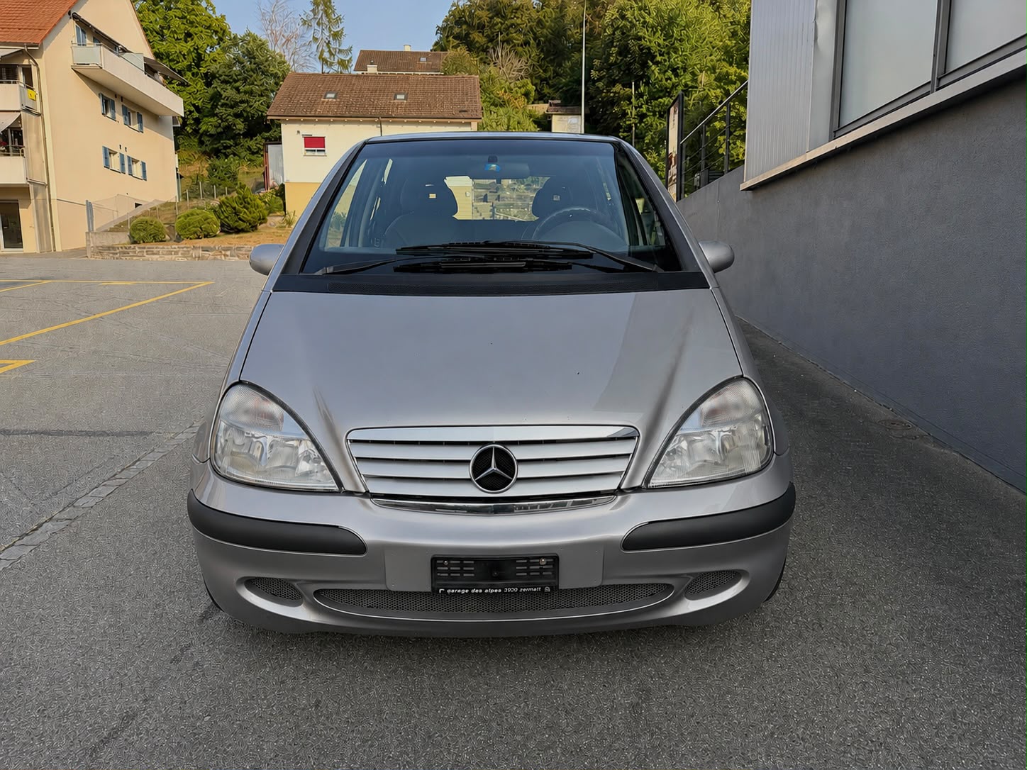 MERCEDES-BENZ A 160 Avantgarde-image-5