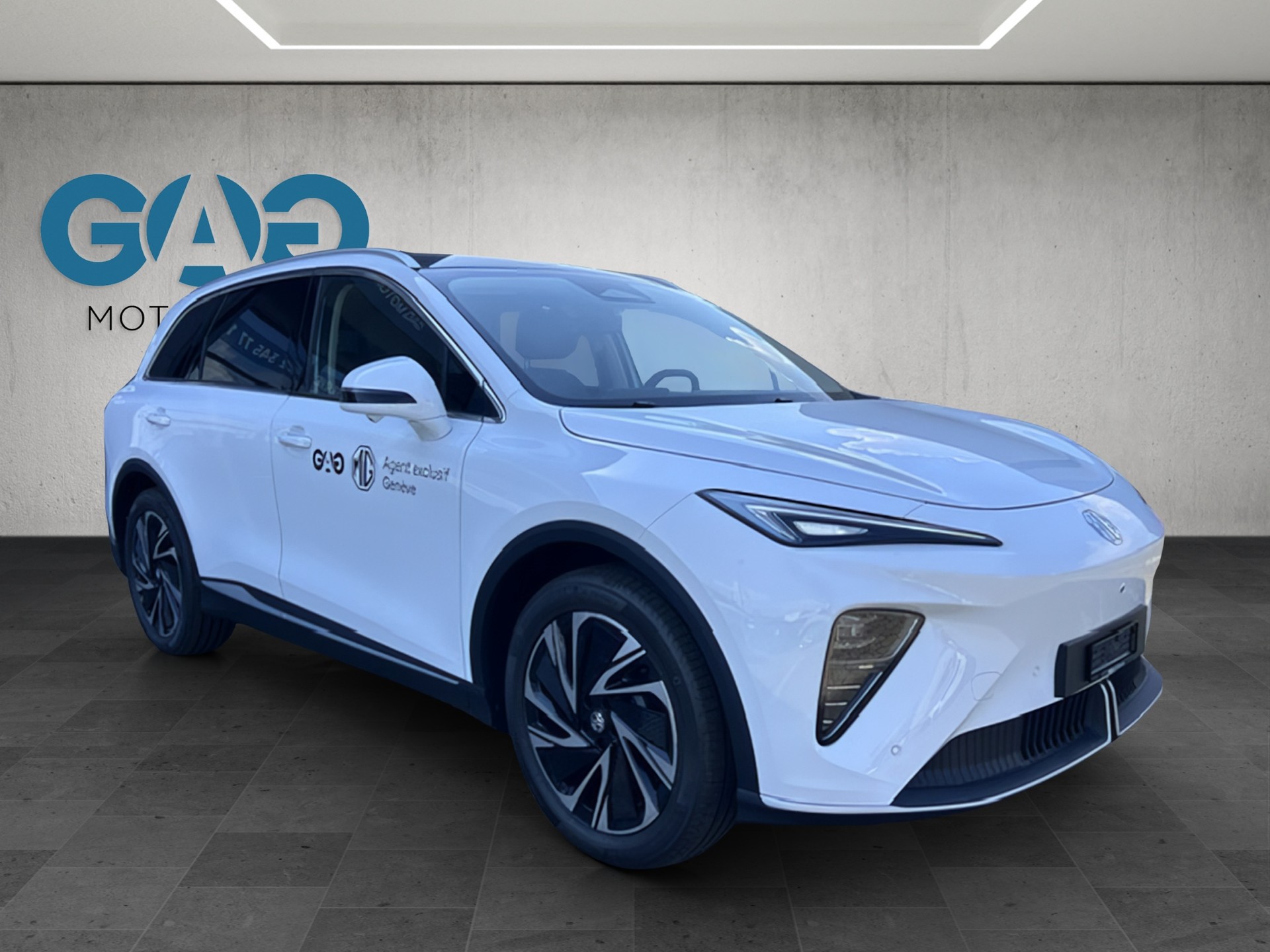 MG Luxury-image-4
