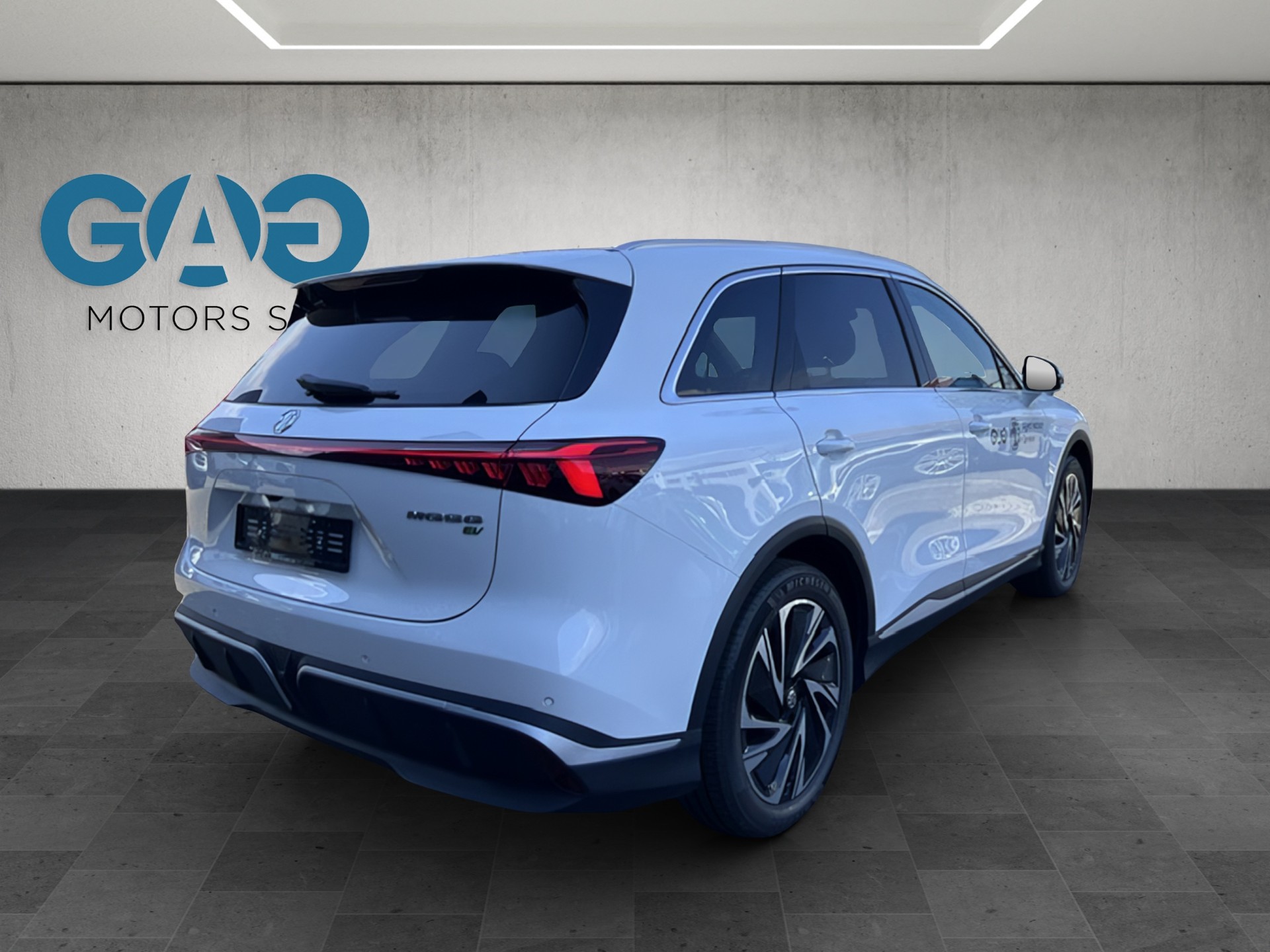 MG Luxury-image-5