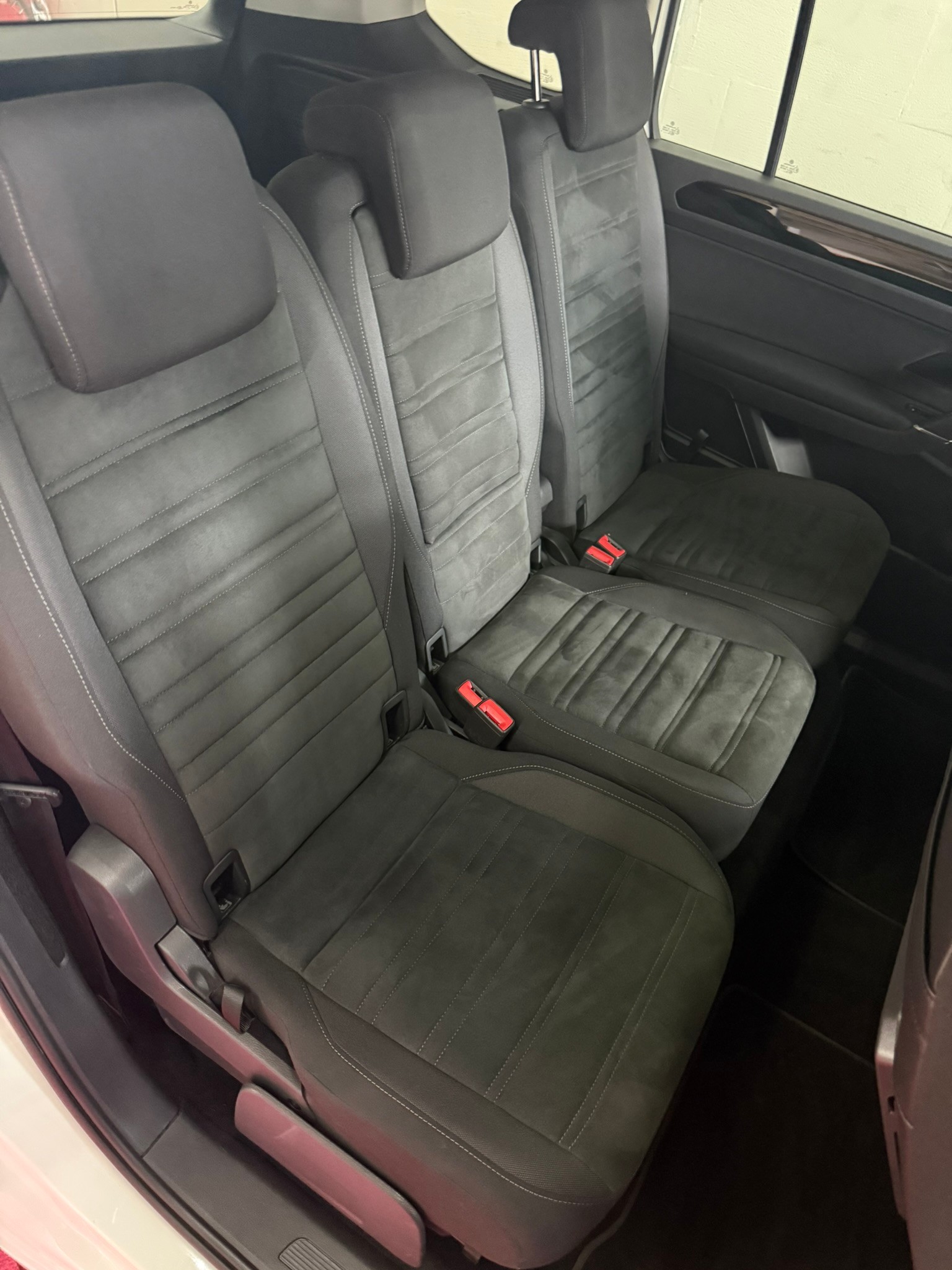 VW Touran 1.5 TSI Highline DSG R-line 7P-image-6