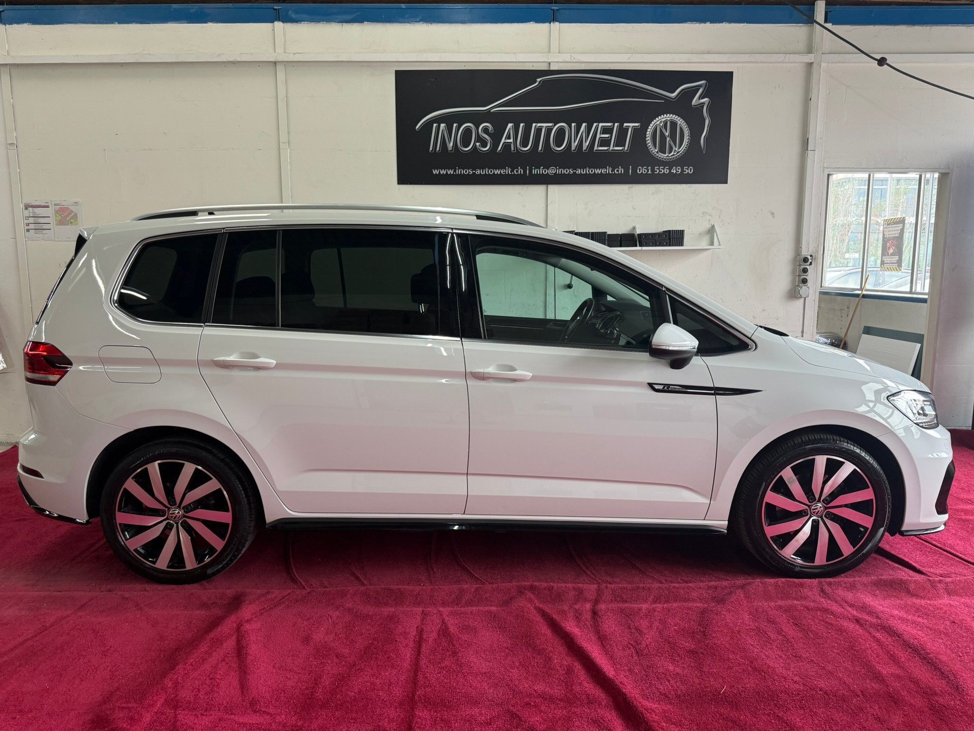 VW Touran 1.5 TSI Highline DSG R-line 7P-image-2