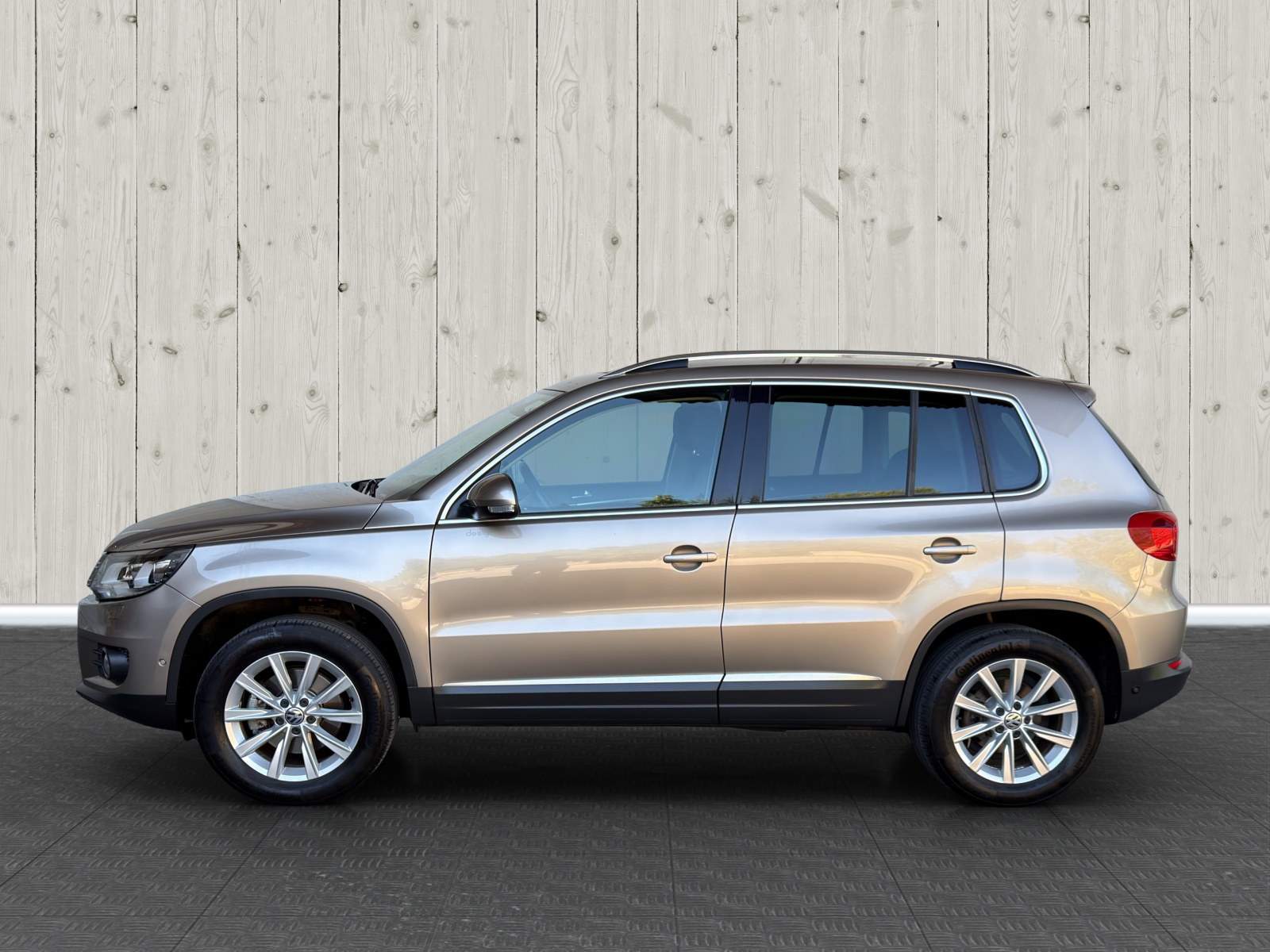 VW Tiguan 1.4 TSI Sport&Style 4Motion-image-3