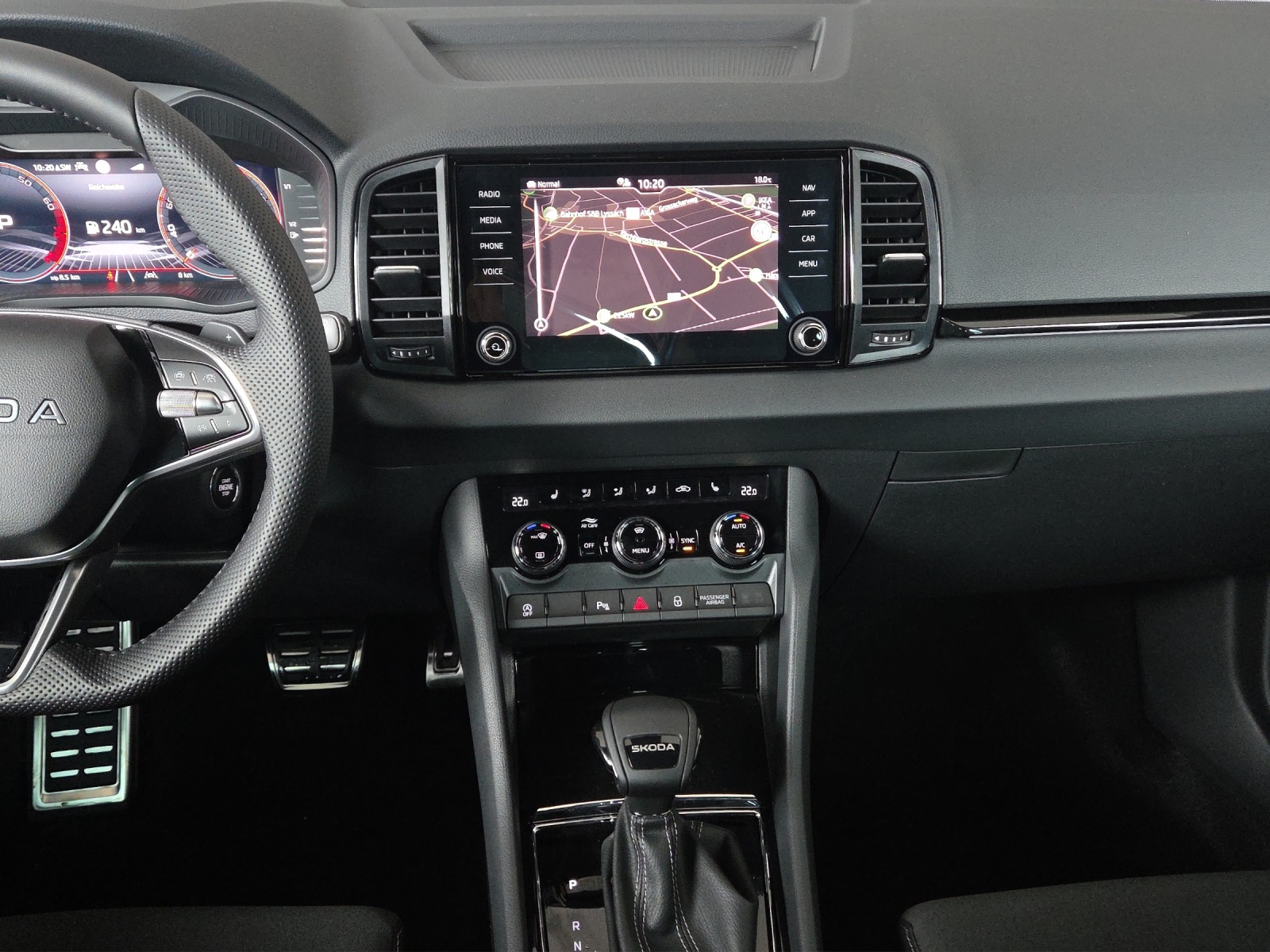 SKODA Karoq 1.5 TSI SportLine DSG-image-7