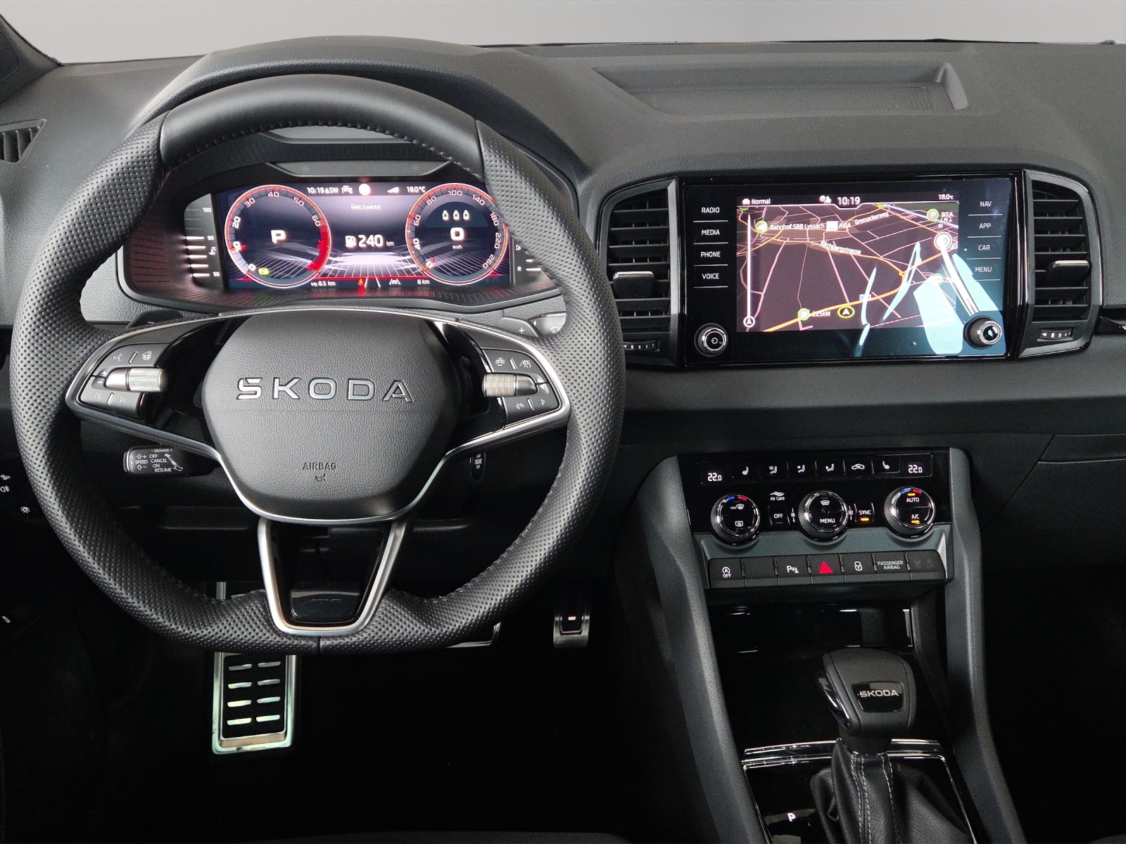 SKODA Karoq 1.5 TSI SportLine DSG-image-6