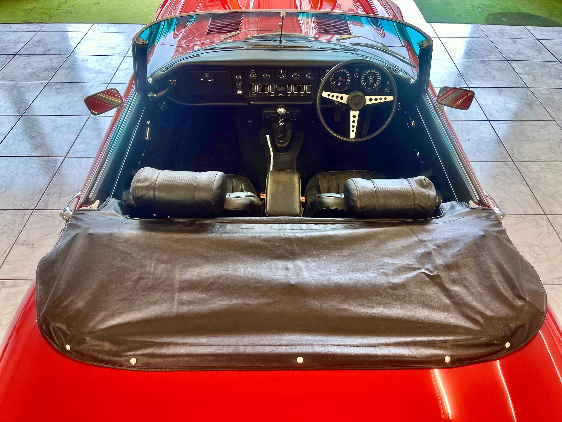 JAGUAR E Type V12 5.3 Cabriolet-image-2
