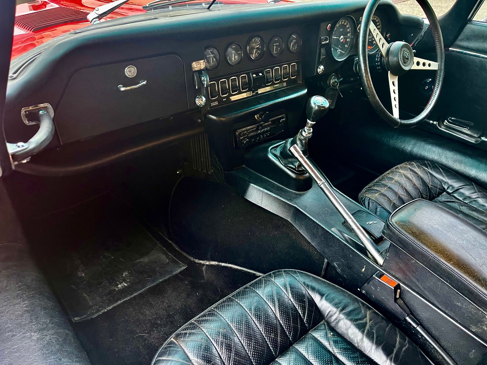 JAGUAR E Type V12 5.3 Cabriolet-image-10