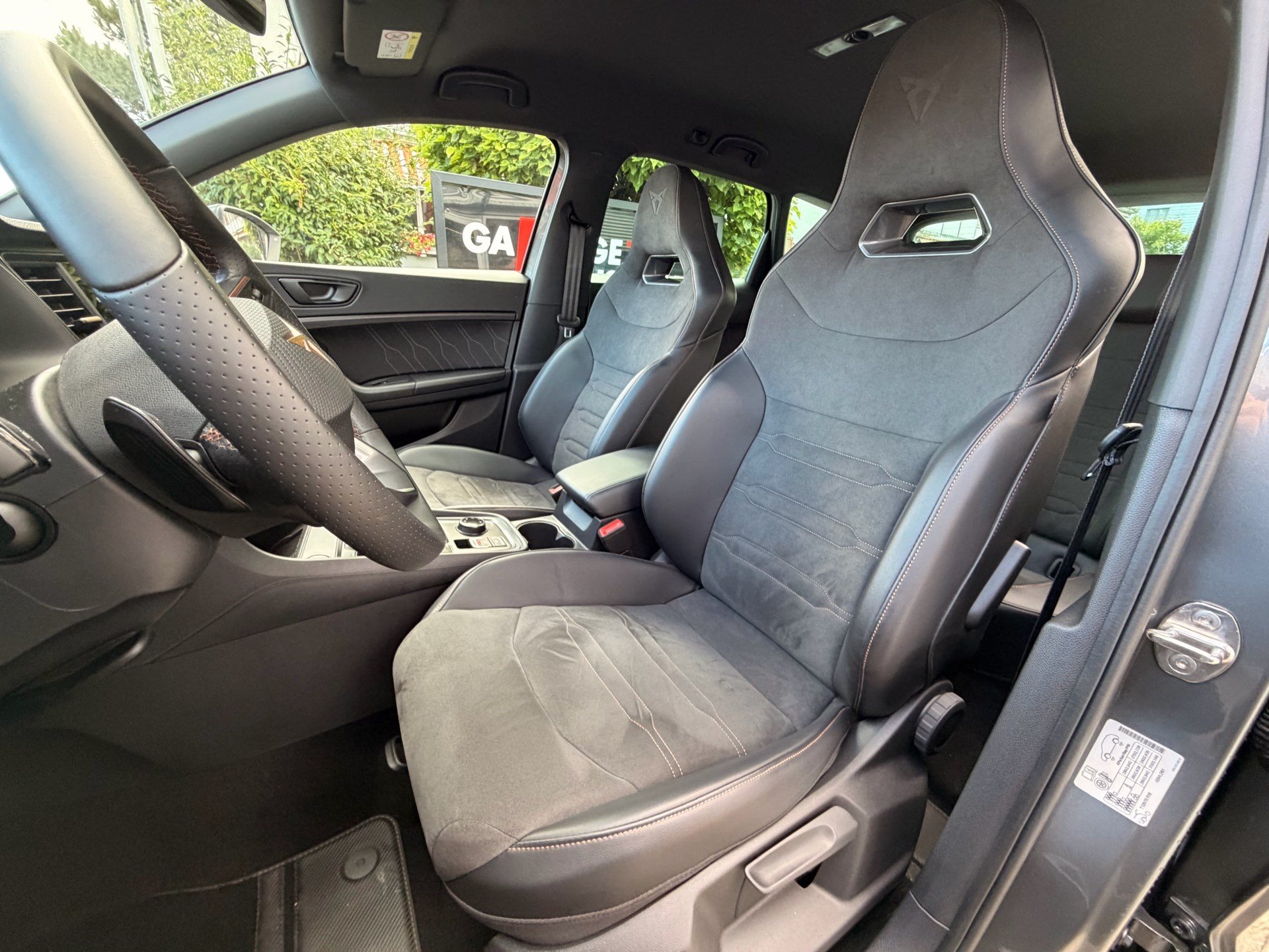CUPRA Ateca VZ 4Drive *** AKRAPOVIC SPORTAUSPUFF ***-image-7