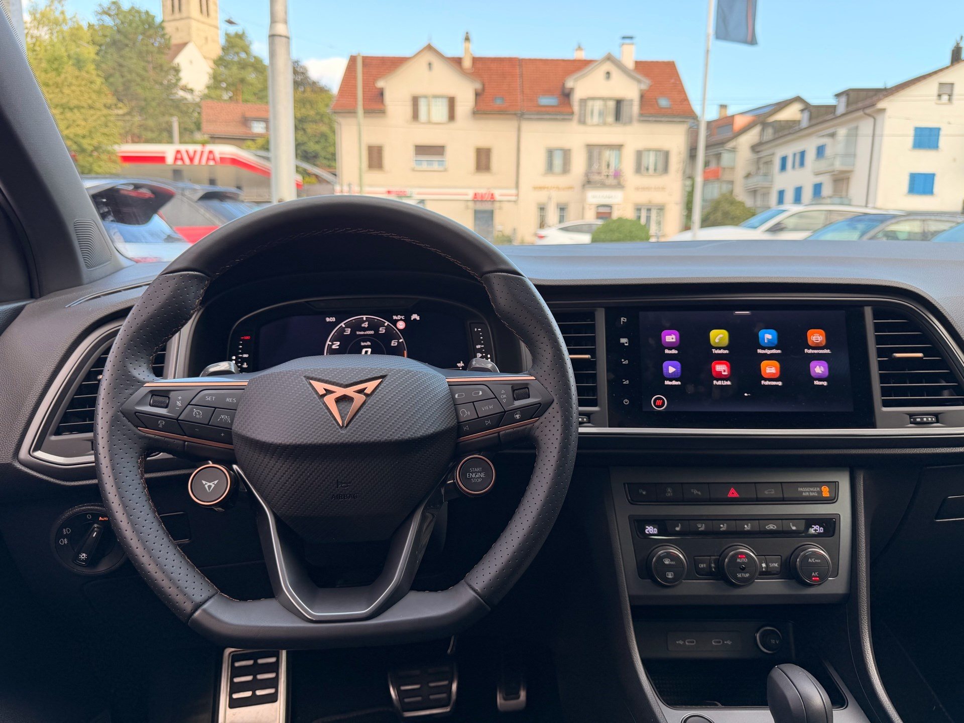 CUPRA Ateca VZ 4Drive *** AKRAPOVIC SPORTAUSPUFF ***-image-8