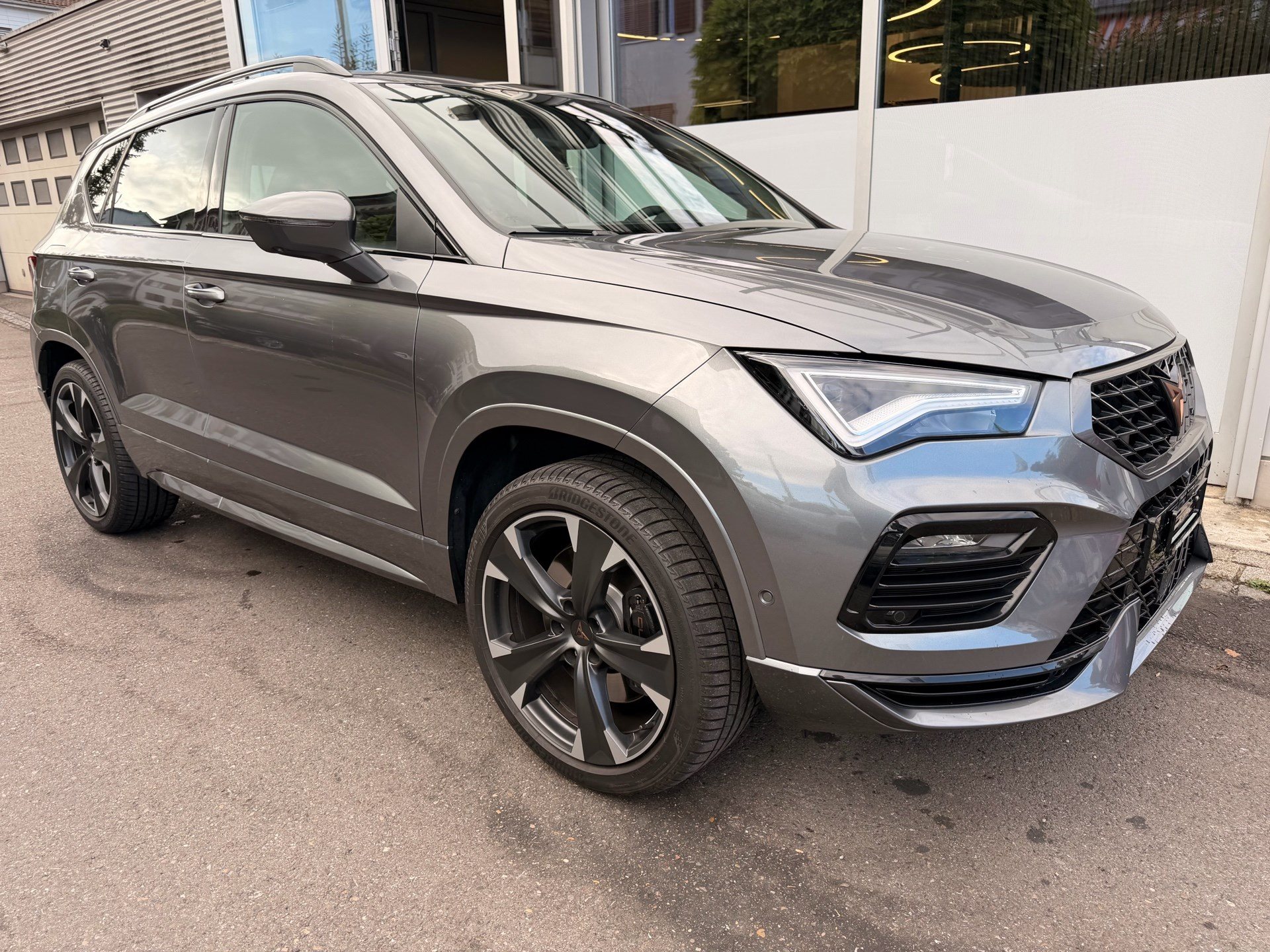 CUPRA Ateca VZ 4Drive *** AKRAPOVIC SPORTAUSPUFF ***-showroom-element-2