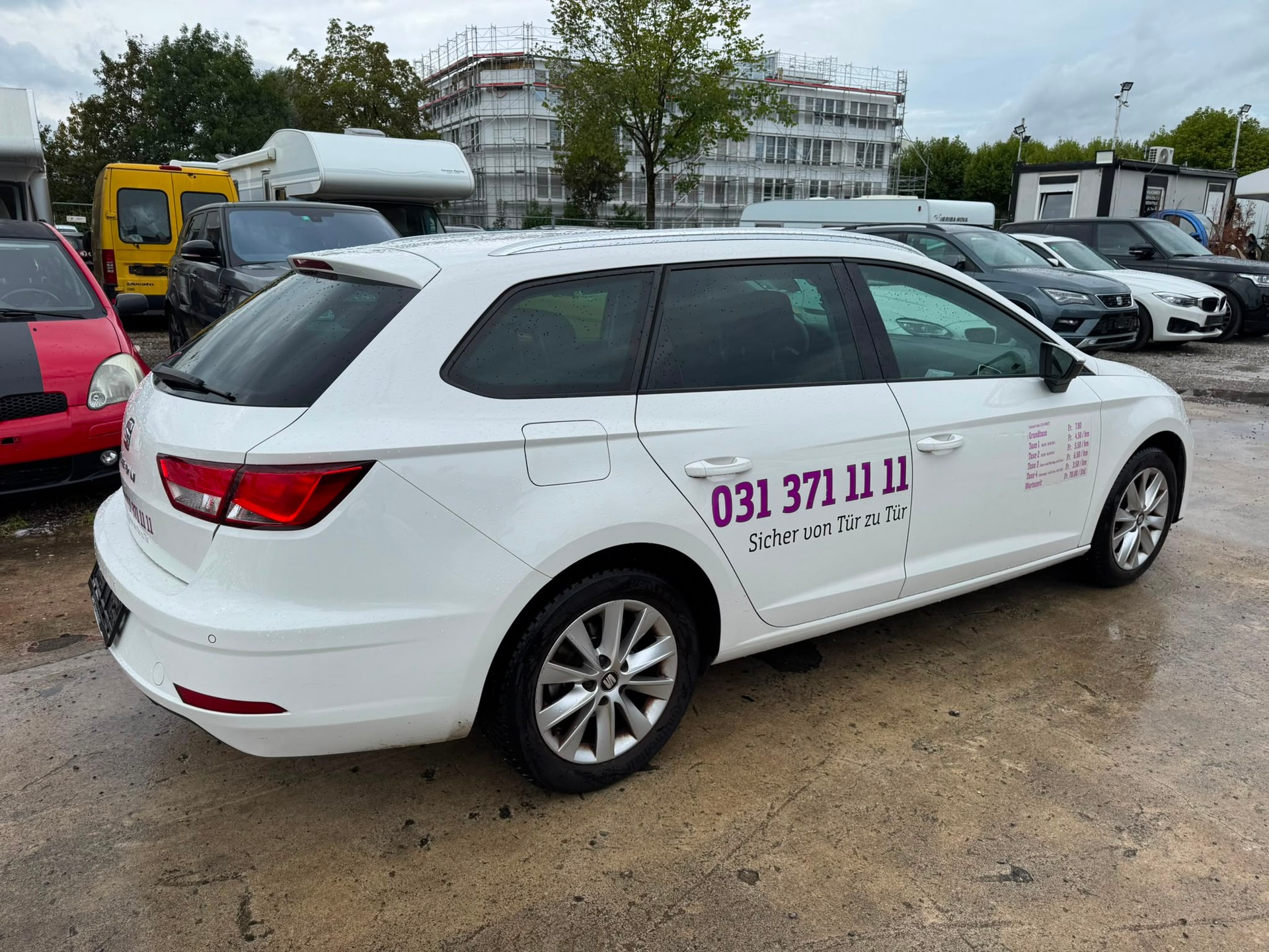 SEAT Leon ST 2.0 TDI Style DSG-image-3