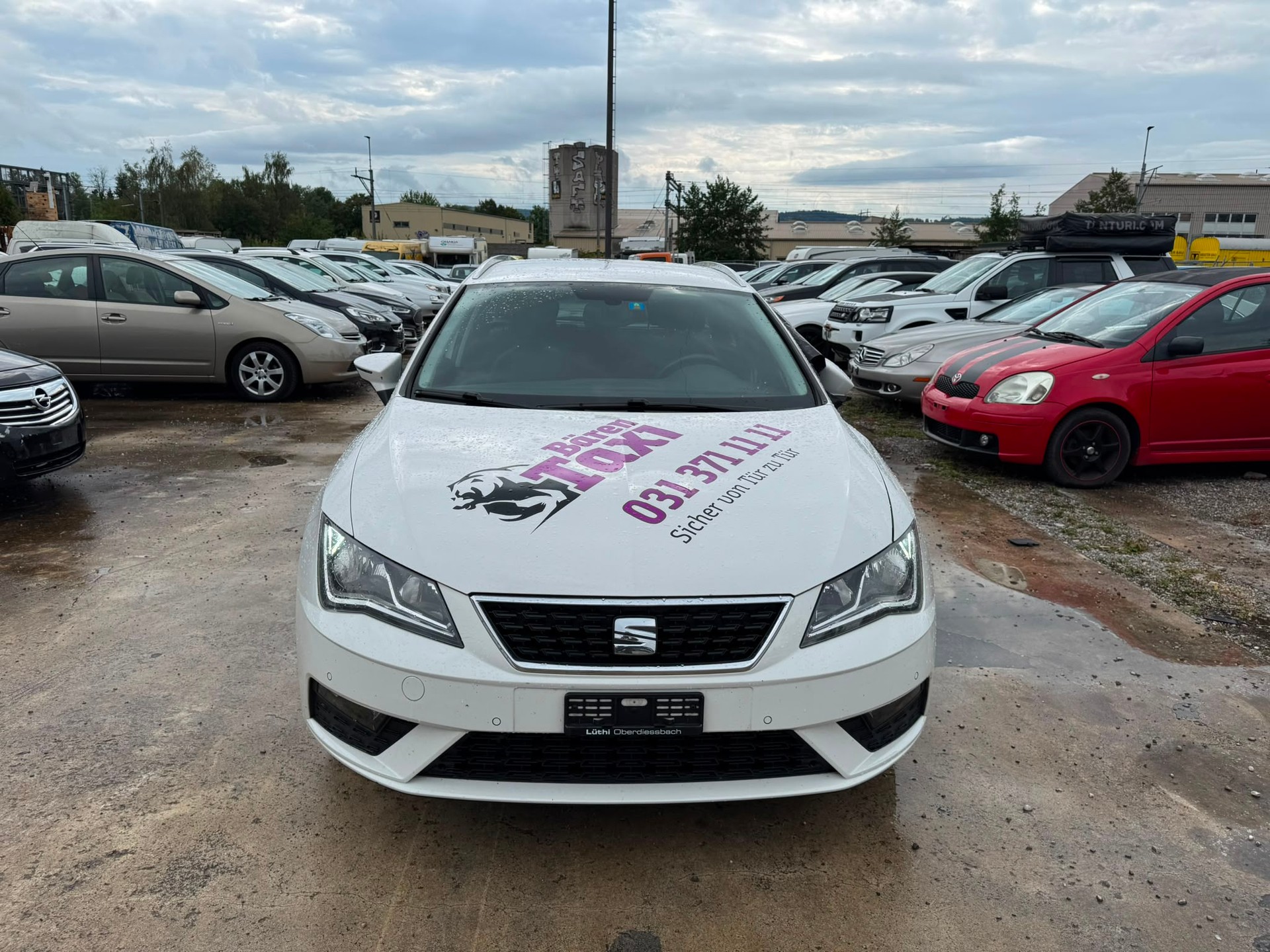 SEAT Leon ST 2.0 TDI Style DSG-image-0