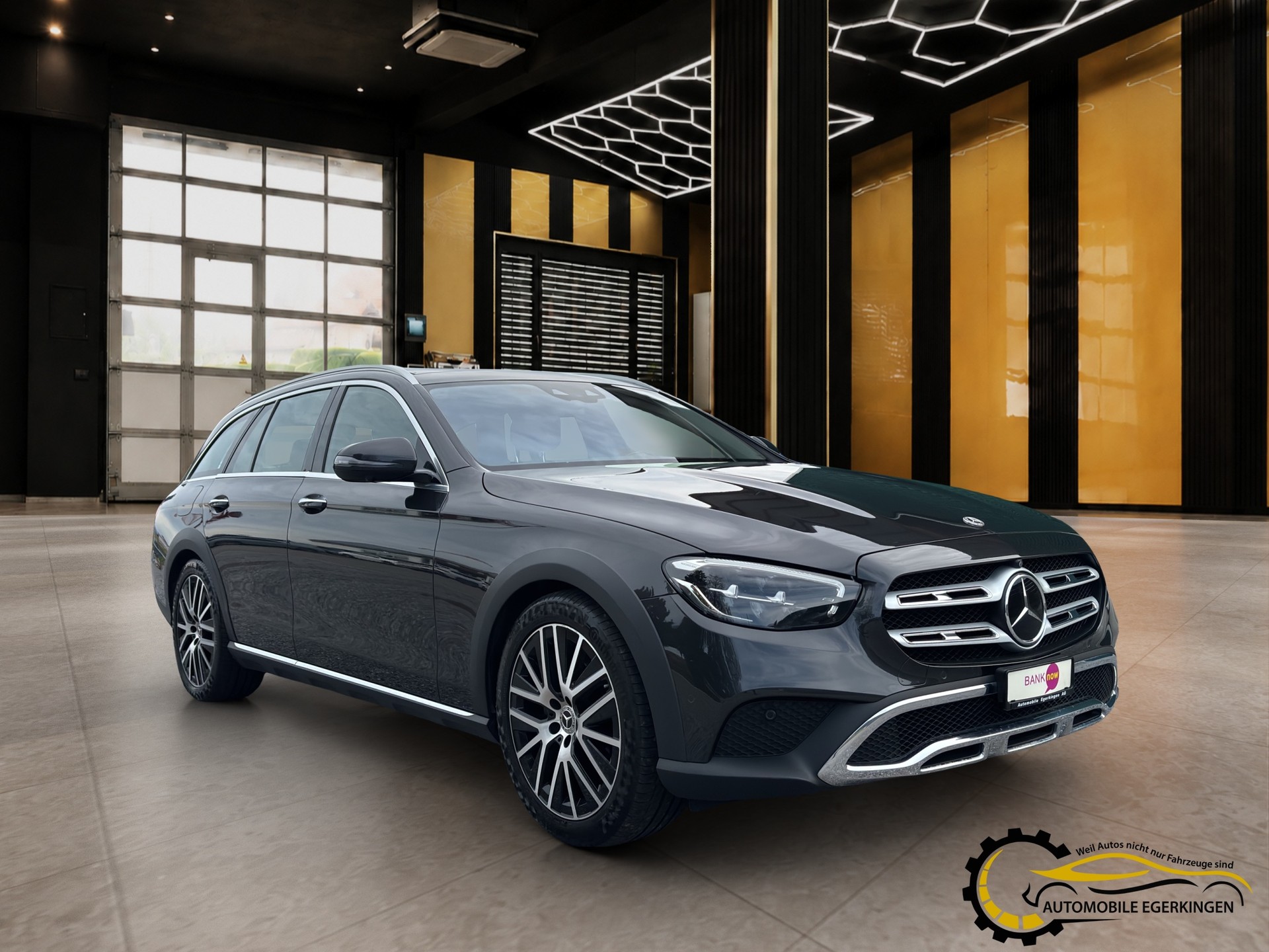 MERCEDES-BENZ E 220 d All-Terrain Avantgarde 4matic Kombi-image-2