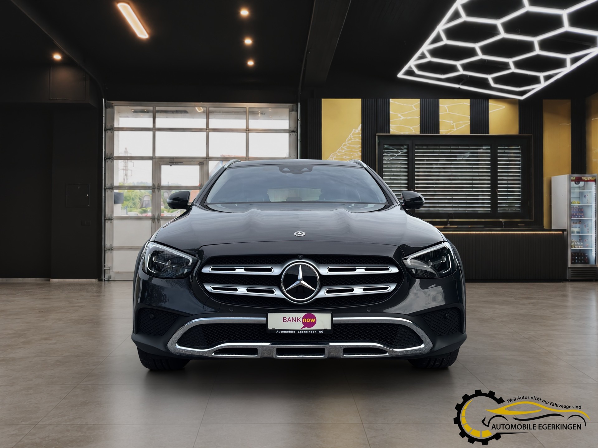 MERCEDES-BENZ E 220 d All-Terrain Avantgarde 4matic Kombi-image-1