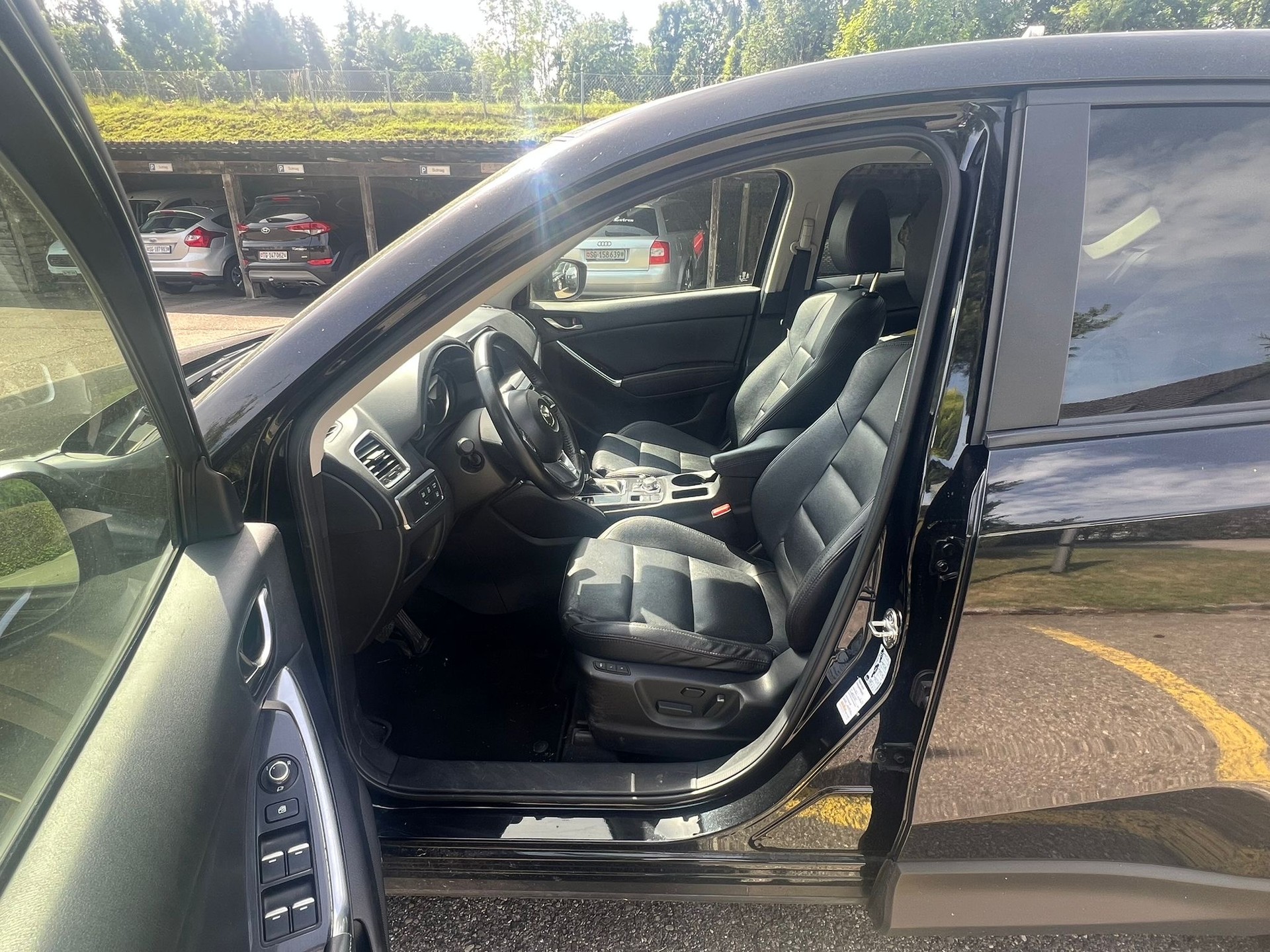 MAZDA CX-5 2.2 D HP Revolution AWD Automatic-image-11