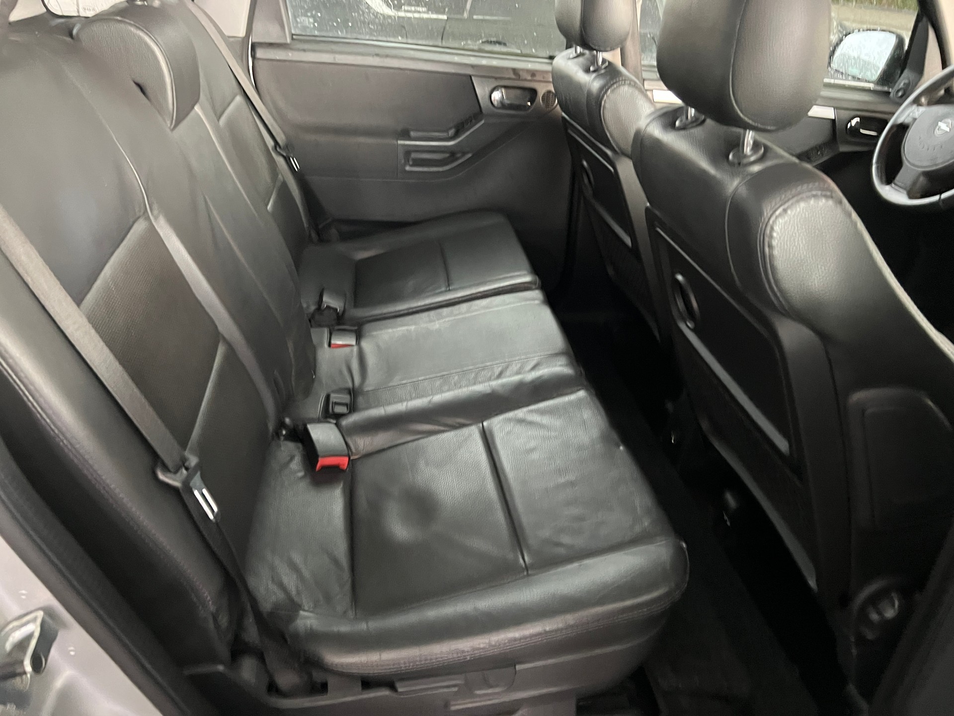 OPEL Meriva 1.8i 16V Cosmo-image-11