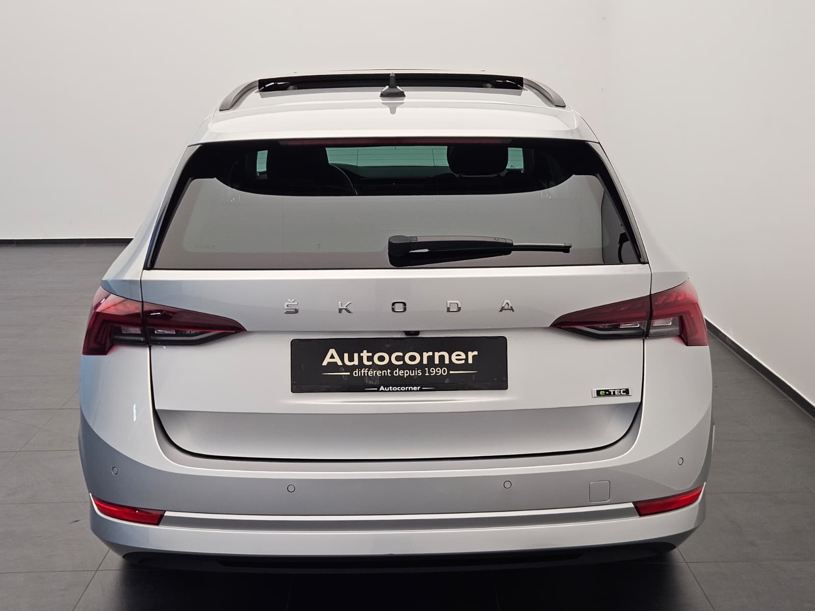 SKODA Octavia Combi 1.5 TSI mHEV DSG Style-image-7